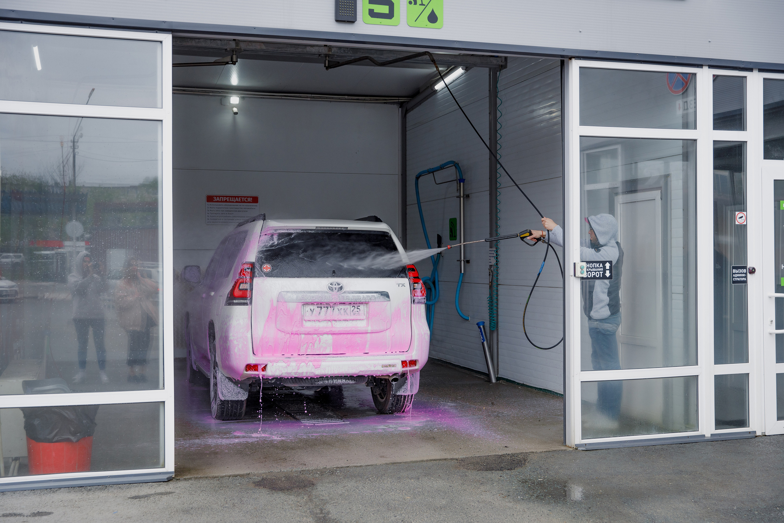 Автомойка Double force. Свадебный и семейный фотограф  во Владивостоке Ольга Украинец