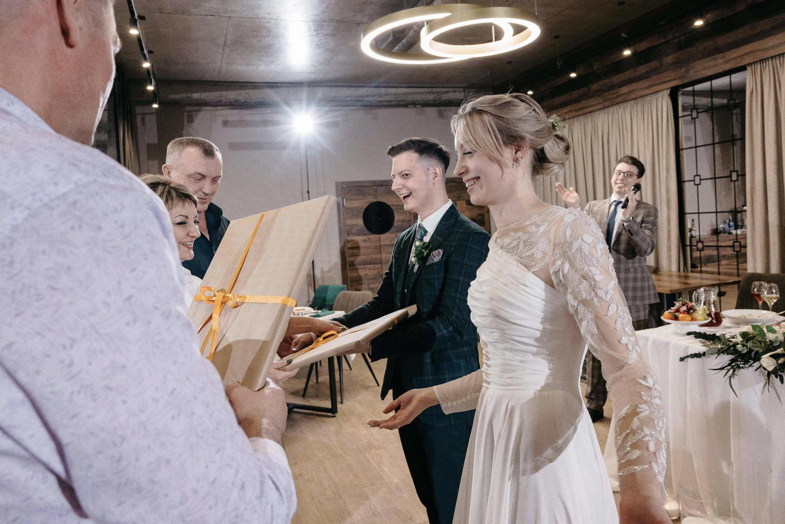 Артем и Галя. Тамара Власова