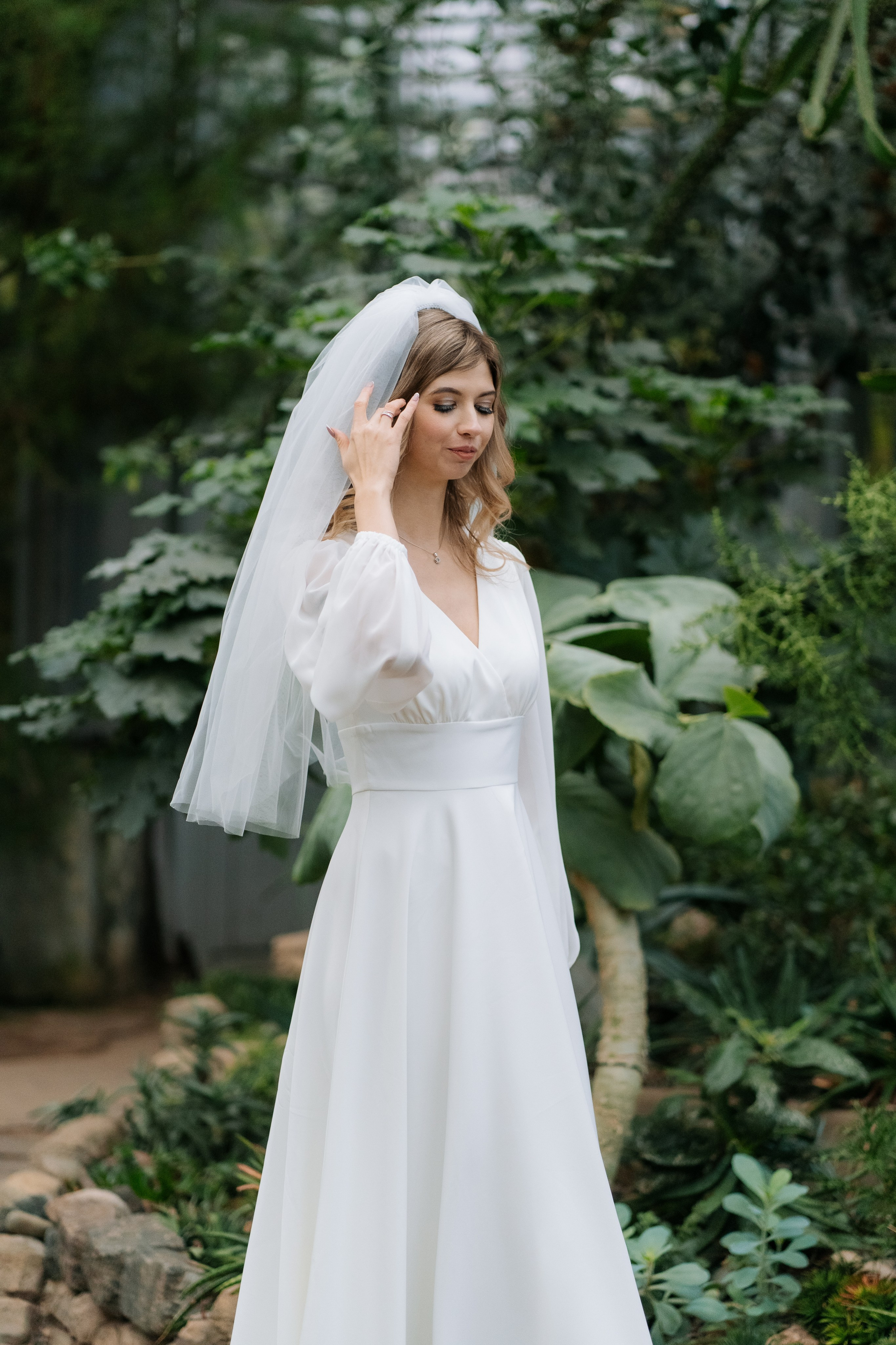 Свадебная фотосессия в оранжерее, Москва. Свадебный фотограф в Москве Анна Полушина