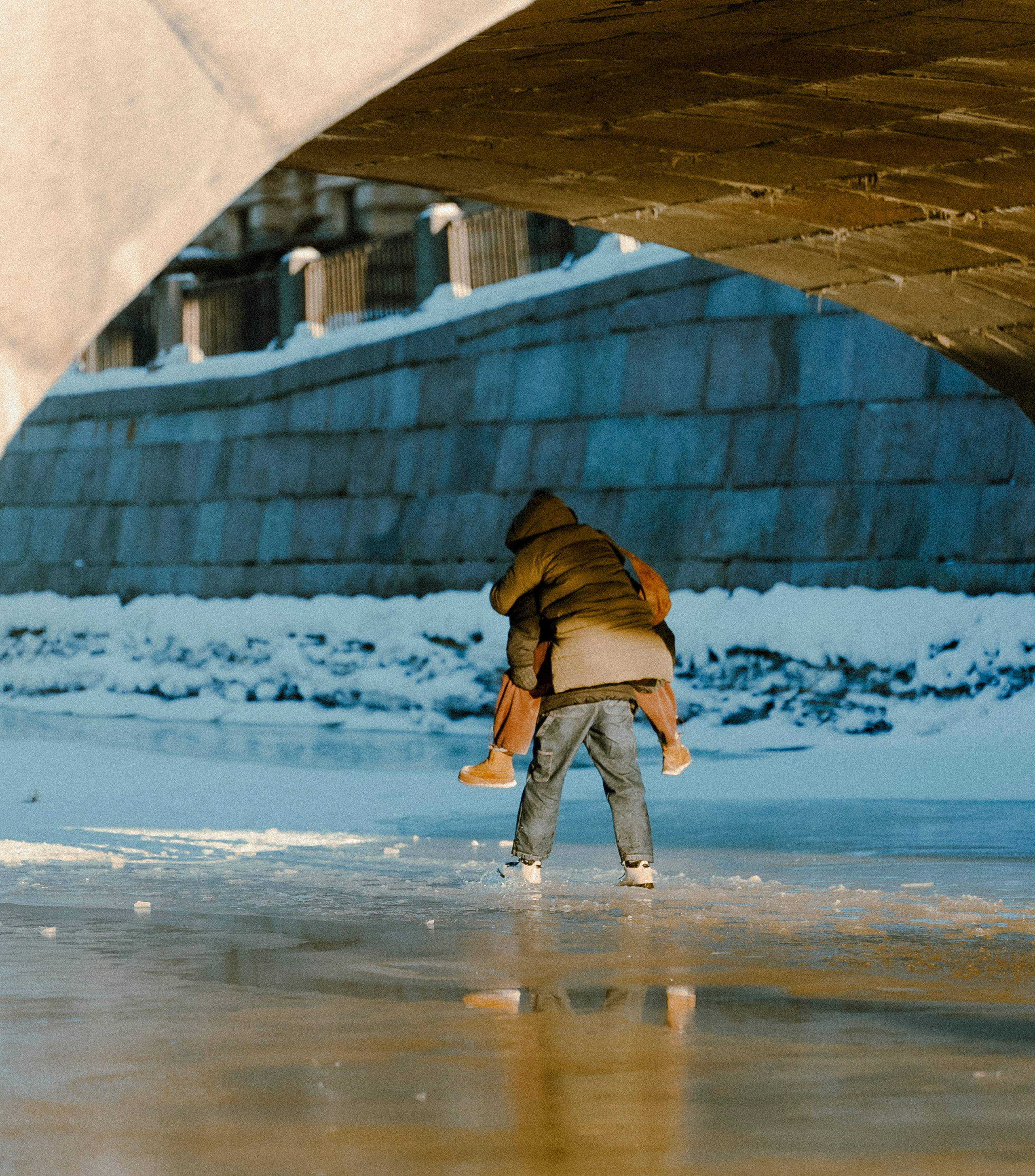 2026. Стрит-фотография, полная абсурда, идиотизма и красоты