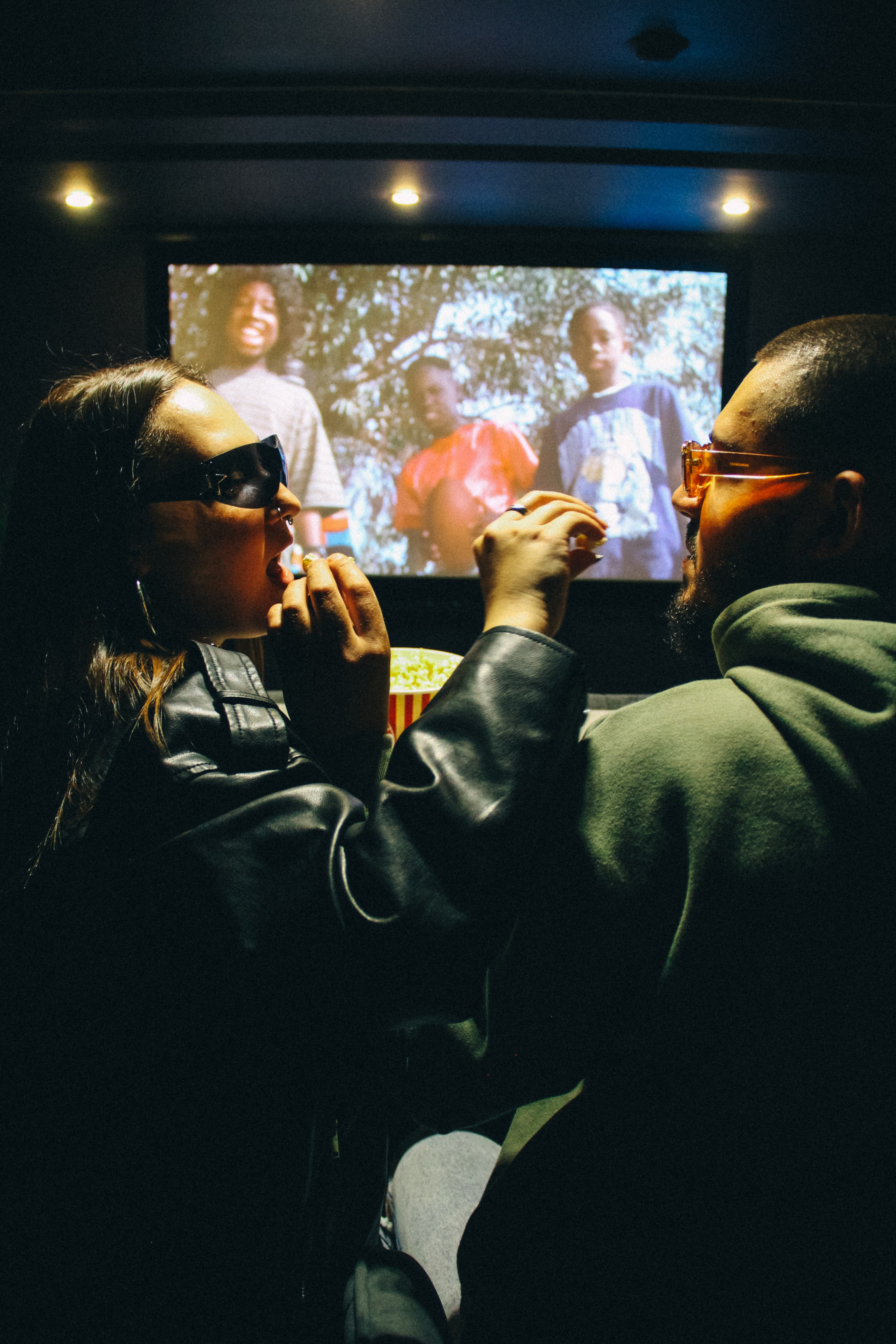 Кинотеатр. Семейный фотодуэт Ирина и Николай Власьевы. Фотосессии в Новосибирске