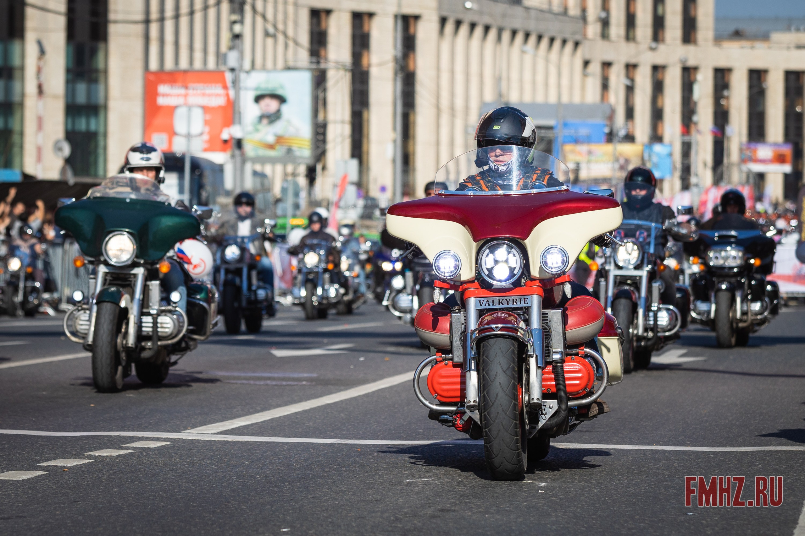 Закрытие Мотосезона 2023 на проспекте Академика Сахарова. Фотограф Владимир Охрименко