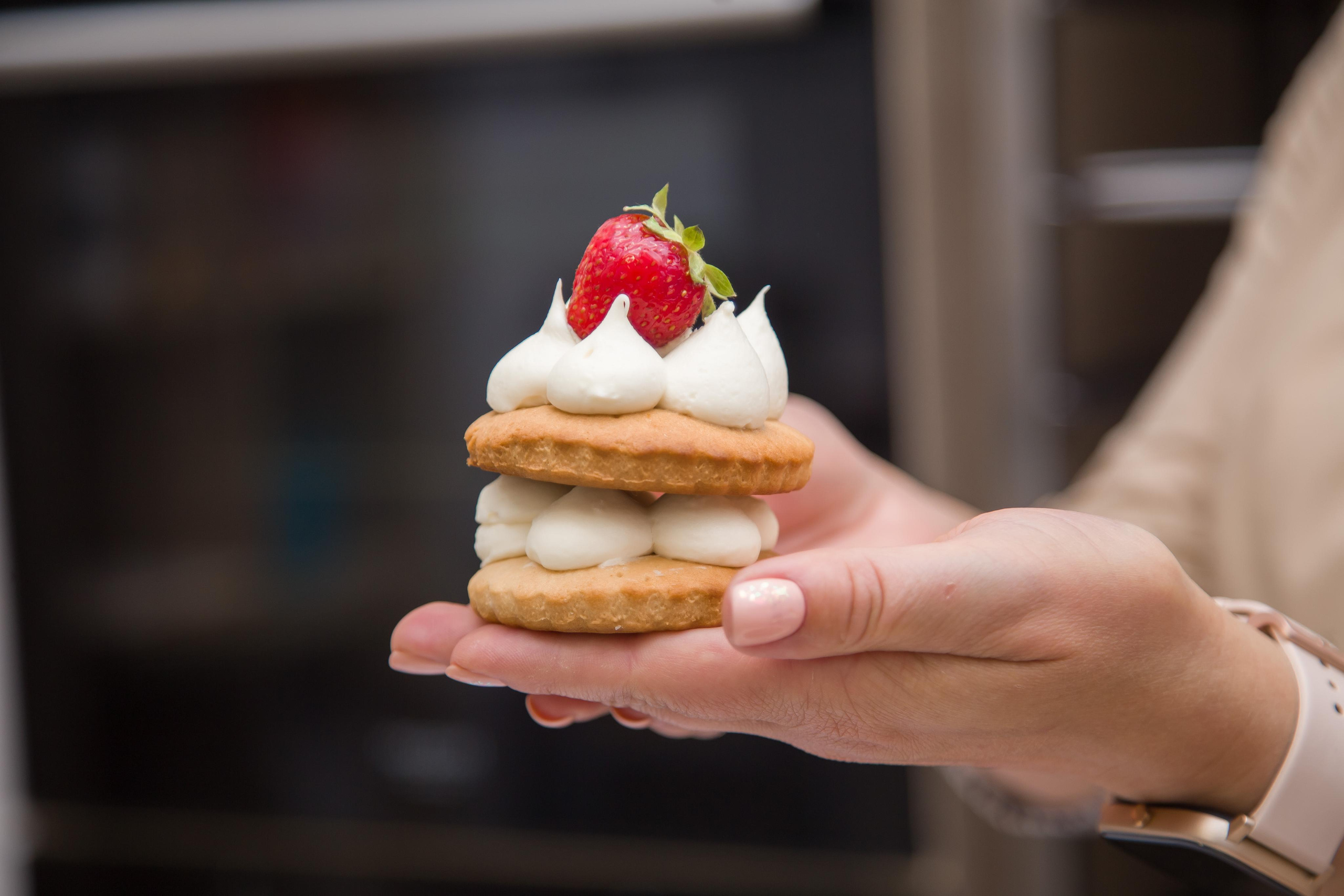 Съемка для кондитера. Семейный и женский фотограф в Москве Евгения Малина