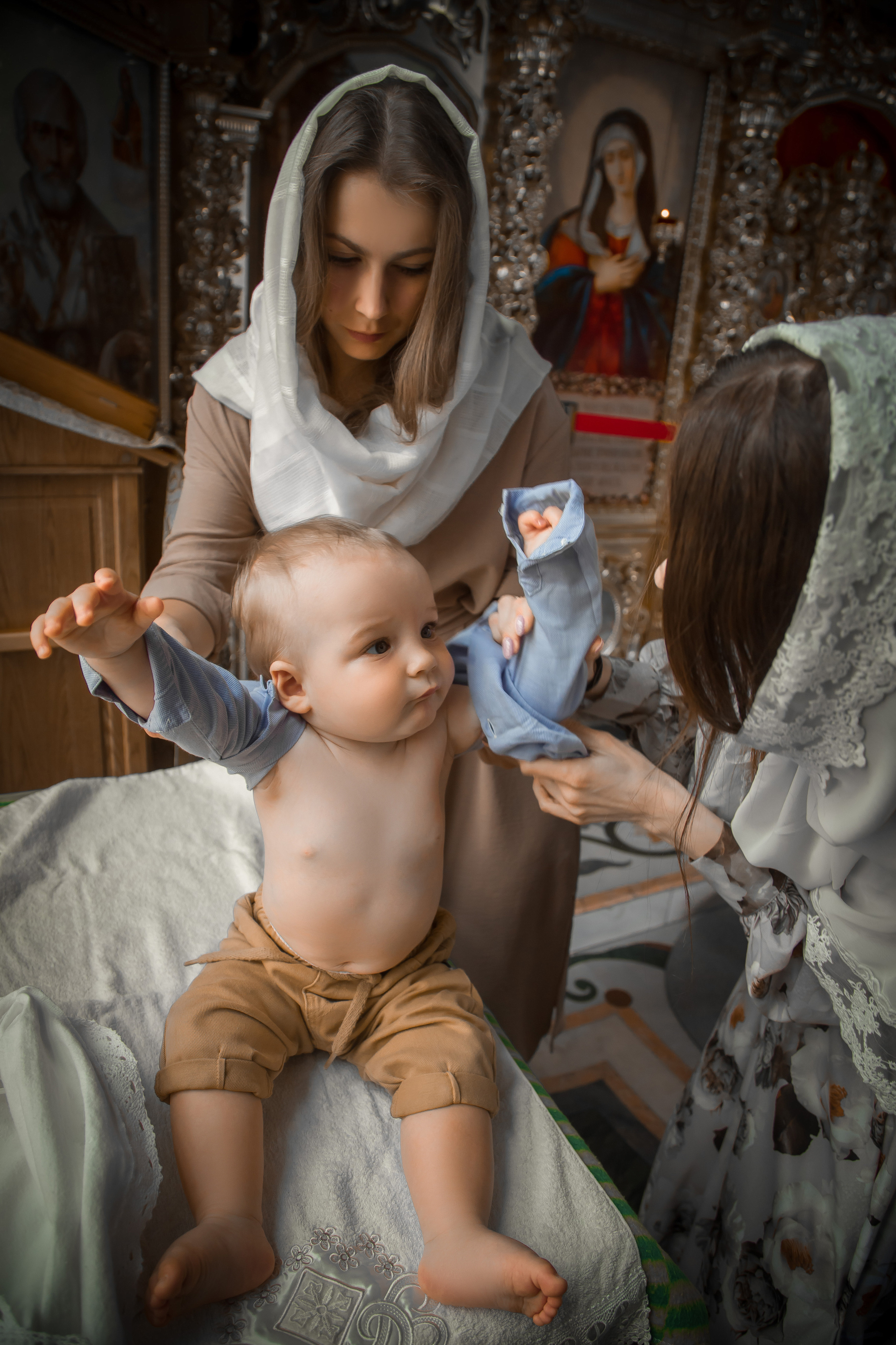 Крещение в часовне. г. Щелково. Семейный и женский фотограф в Москве Евгения Малина