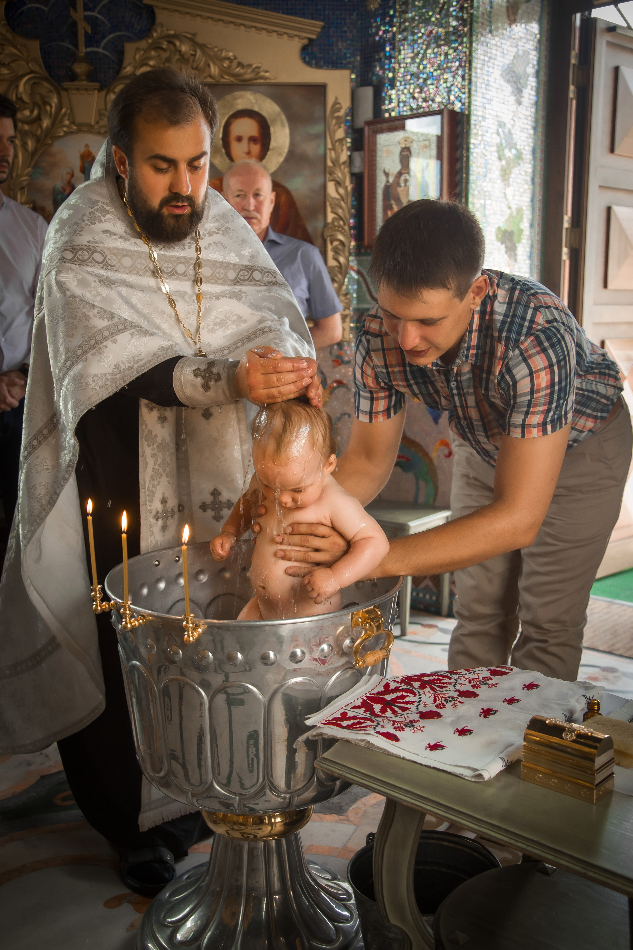 Крещение в часовне. г. Щелково. Семейный и женский фотограф в Москве Евгения Малина