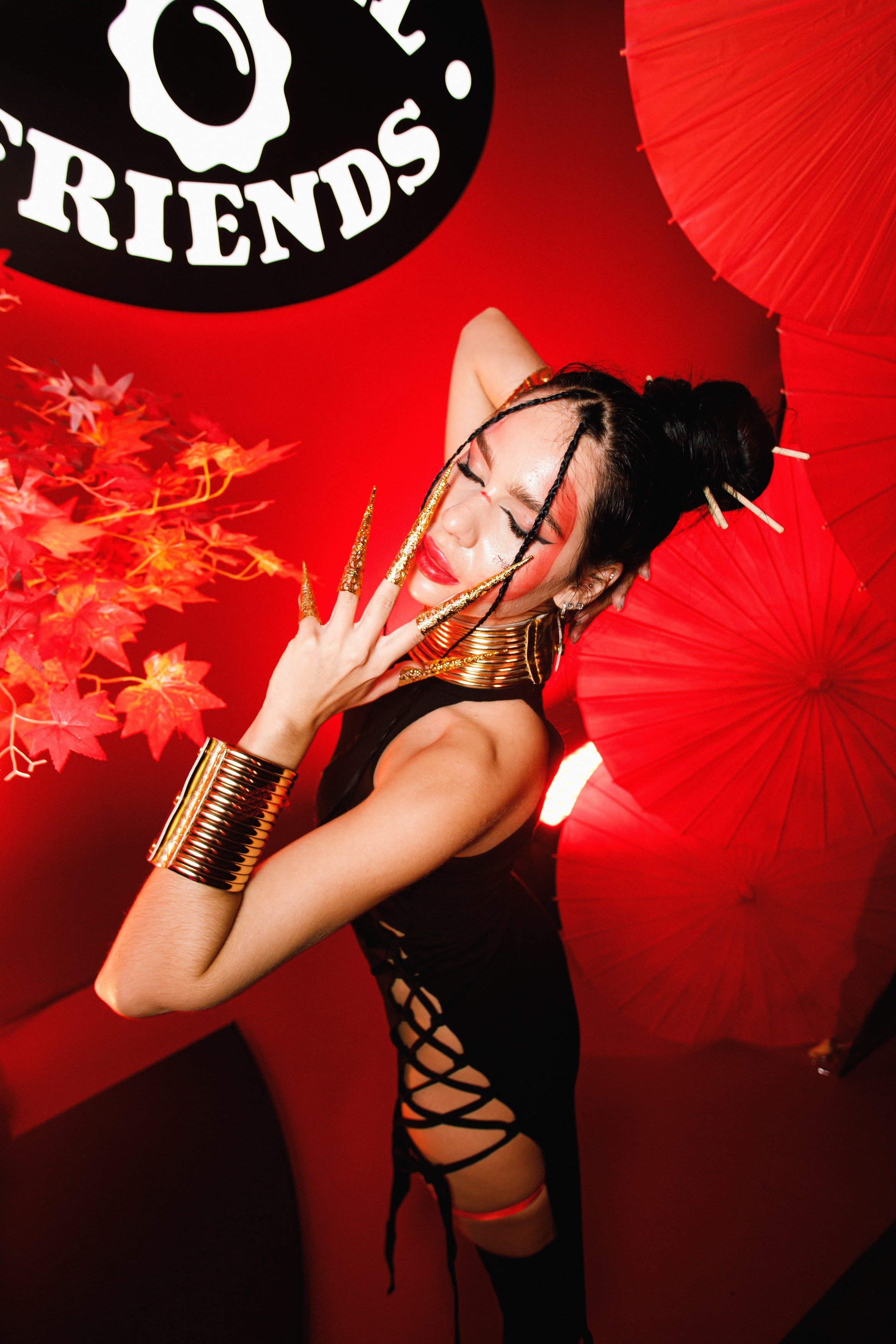 ILLEGAL FRIENDS | ASIA. СВОИ. ФОТООТЧЕТЫ-СОБЫТИЯ-МЕСТА