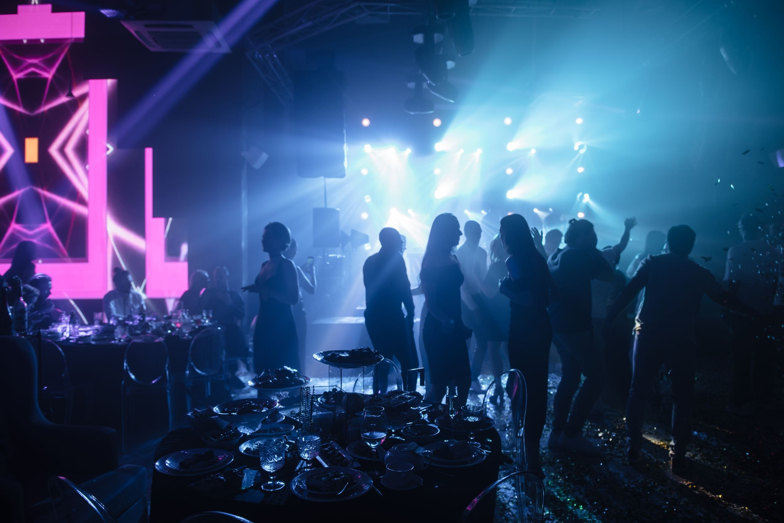 Организовать день рождения Ростов. Студия событий ДЕЙЗИ. Организация мероприятий. Свадебное агентство в Ростове-на-Дону. Свадебный организатор. Организация свадьбы под ключ