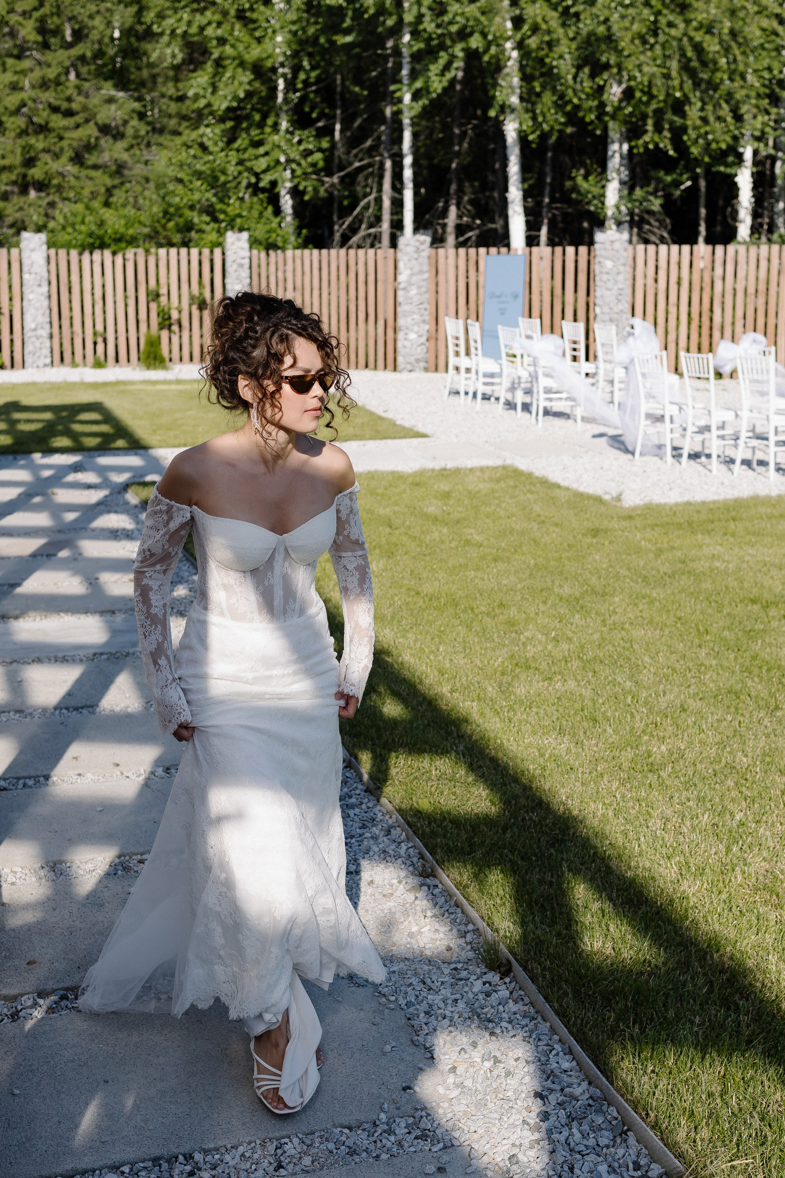 Плюс тридцать градусов на лужайке. Фотограф Андрей Куськало