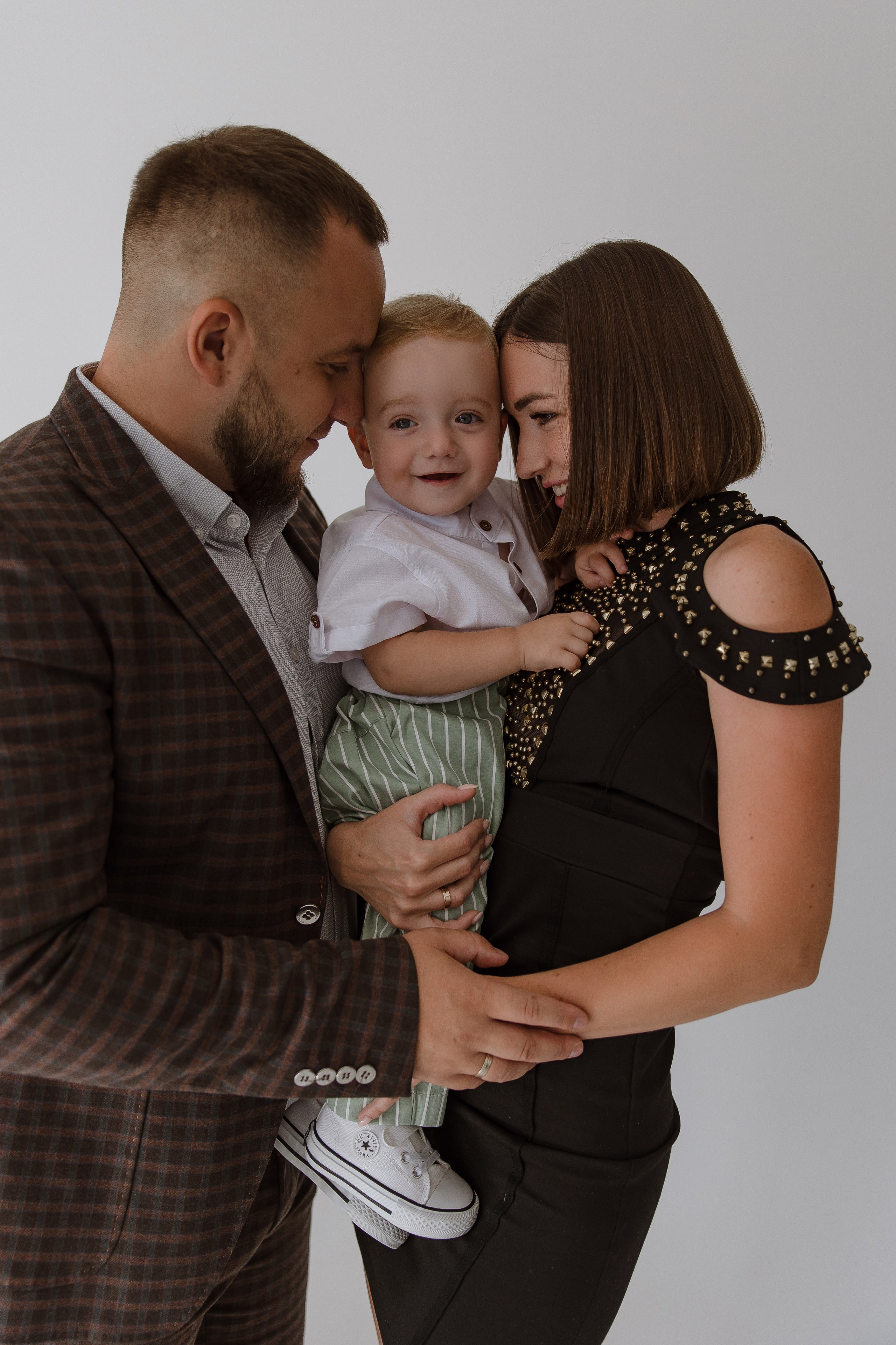 Семейная фотосессия в фотостудии в Самаре. Свадебный и семейный фотограф в Самаре и Тольятти | Елена Топанцева