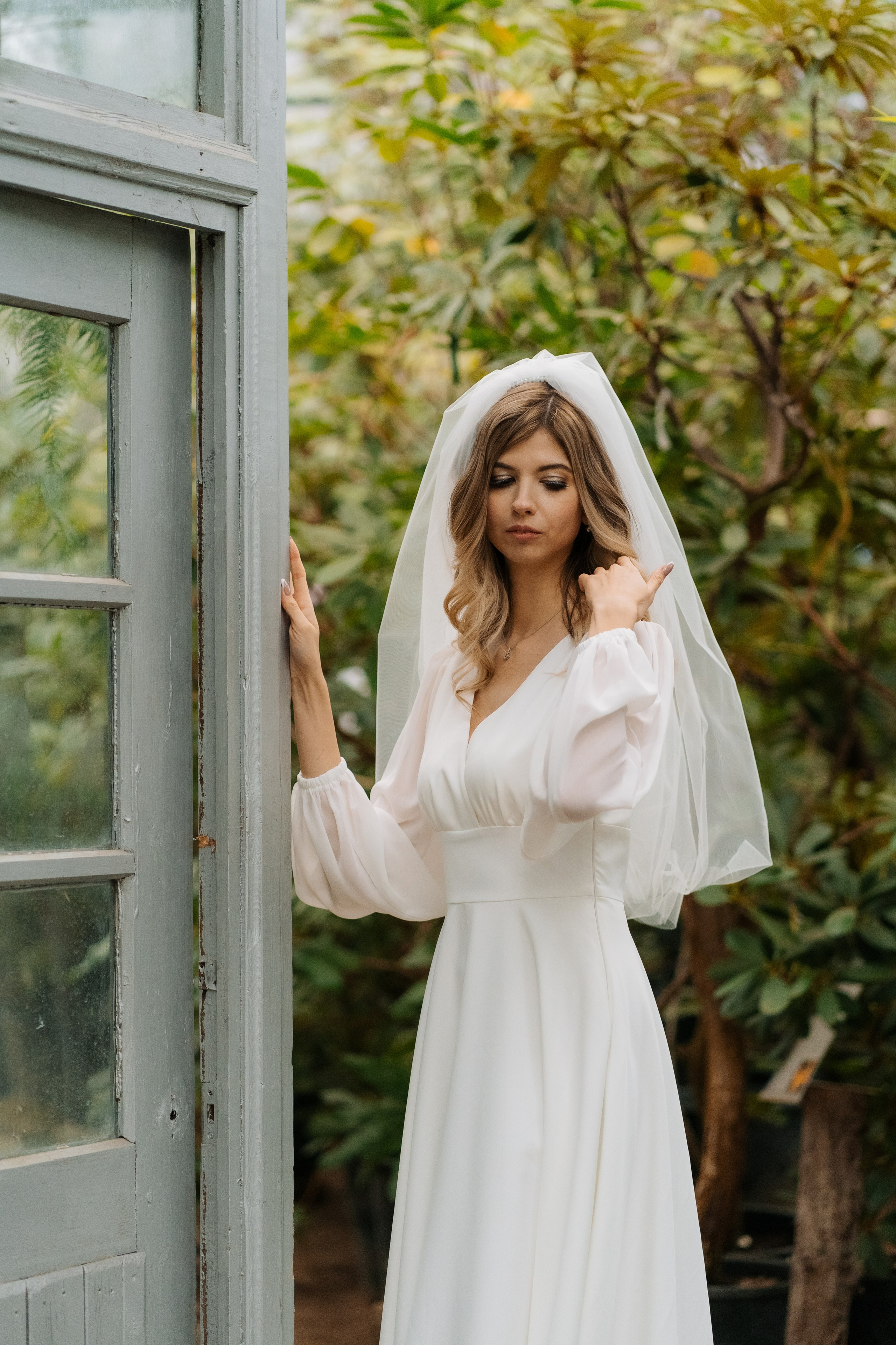 Свадебная фотосессия в оранжерее, Москва. Свадебный фотограф в Москве Анна Полушина