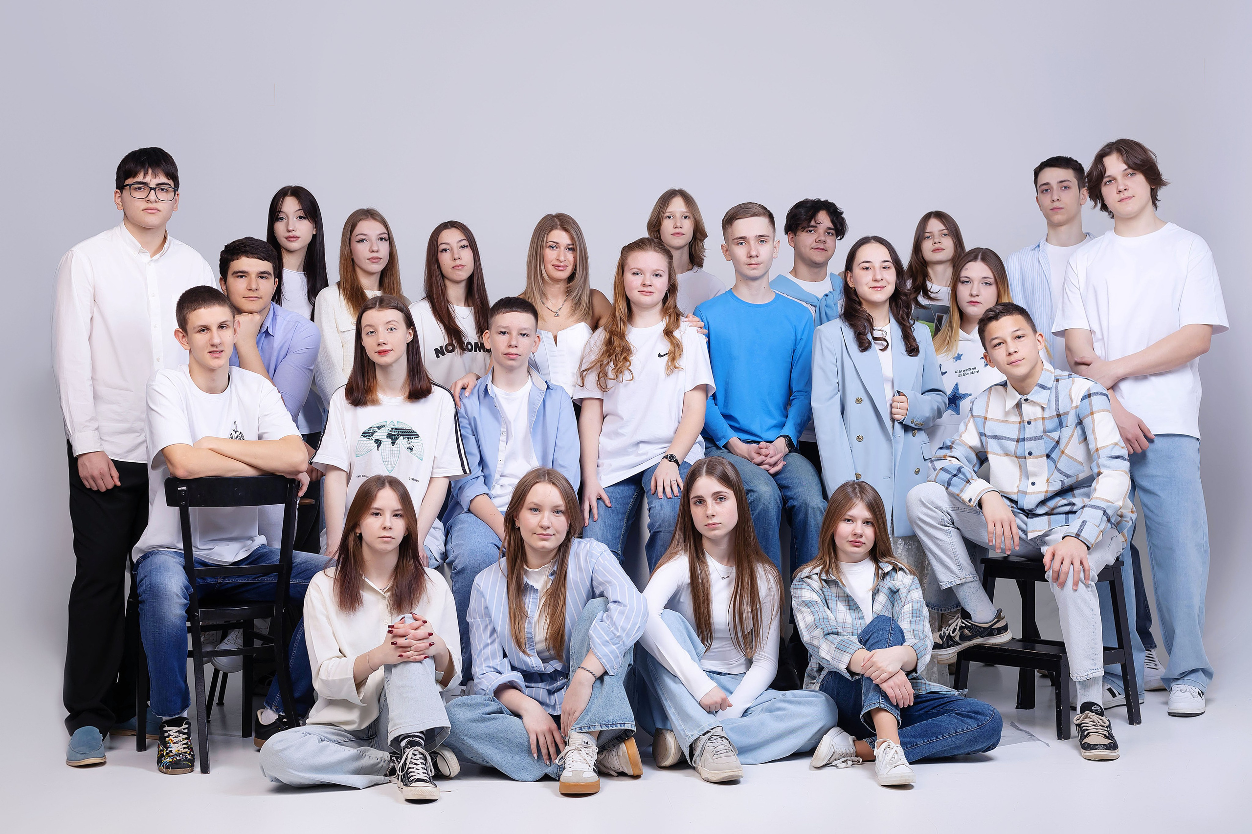 Фотосессия в студии 9 класс. Семейный и детский фотограф в Волгограде Серкибаева Ирина