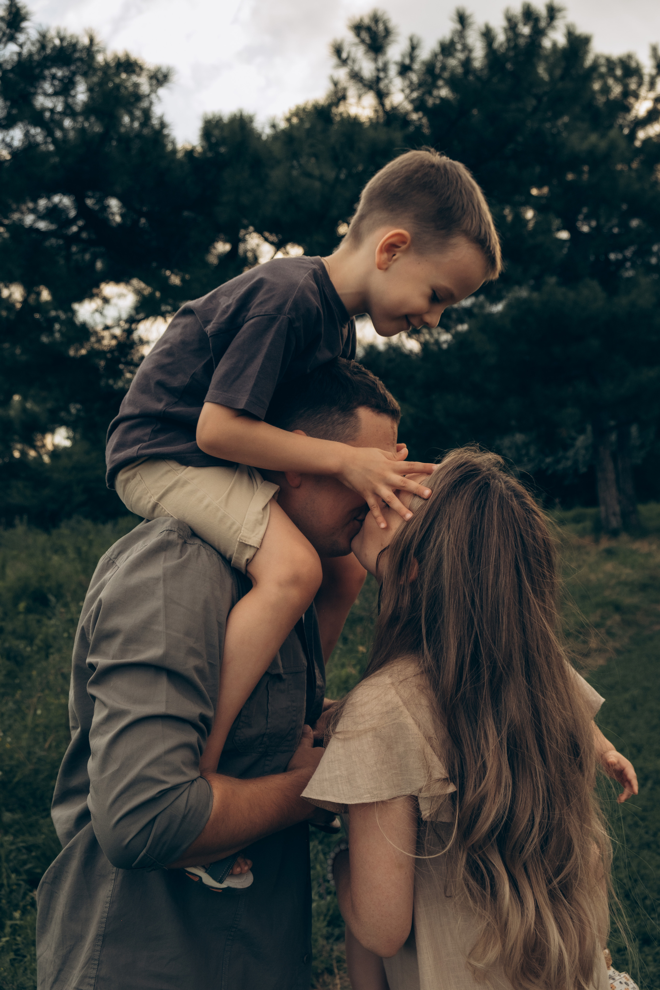 Летняя фотопрогулка в ботаническом саду. Семейный фотограф в Ростове-на-Дону Яна Макаренко