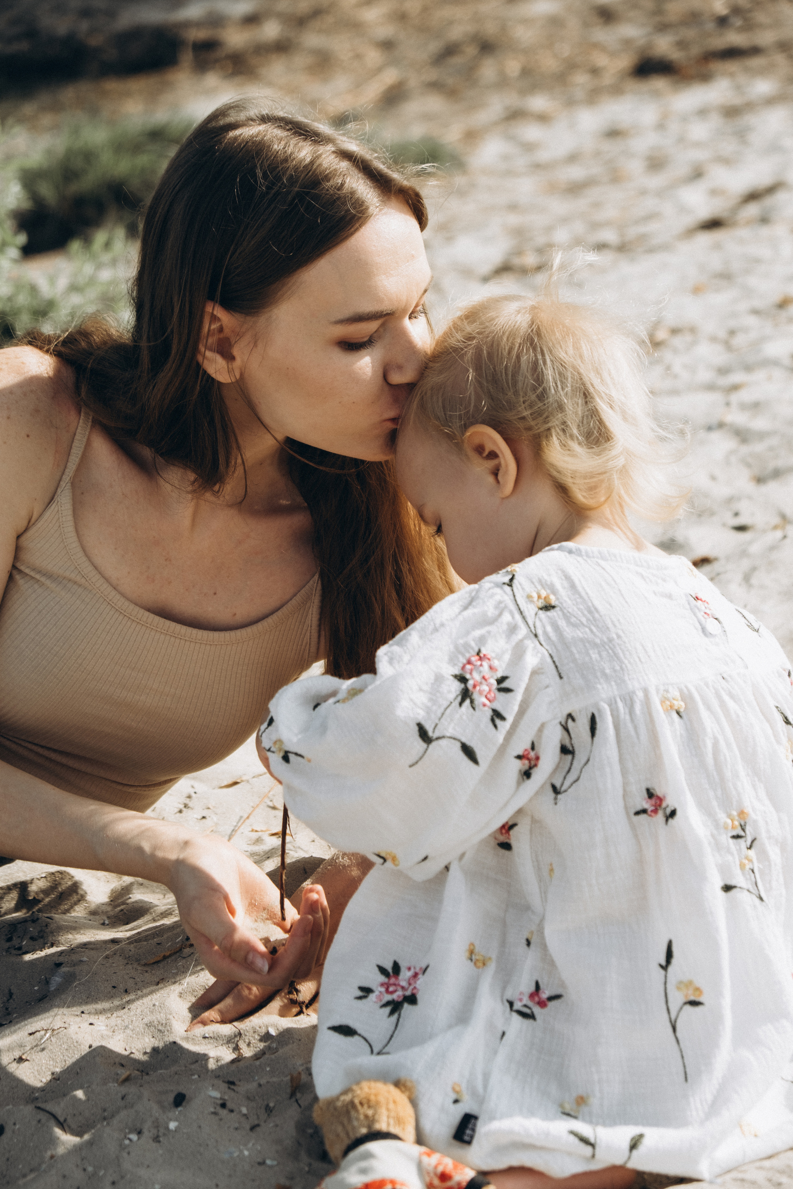 Песочница размером с пляж, солнце, река и тебе всего 2 года. Семейный фотограф в Ростове-на-Дону Яна Макаренко