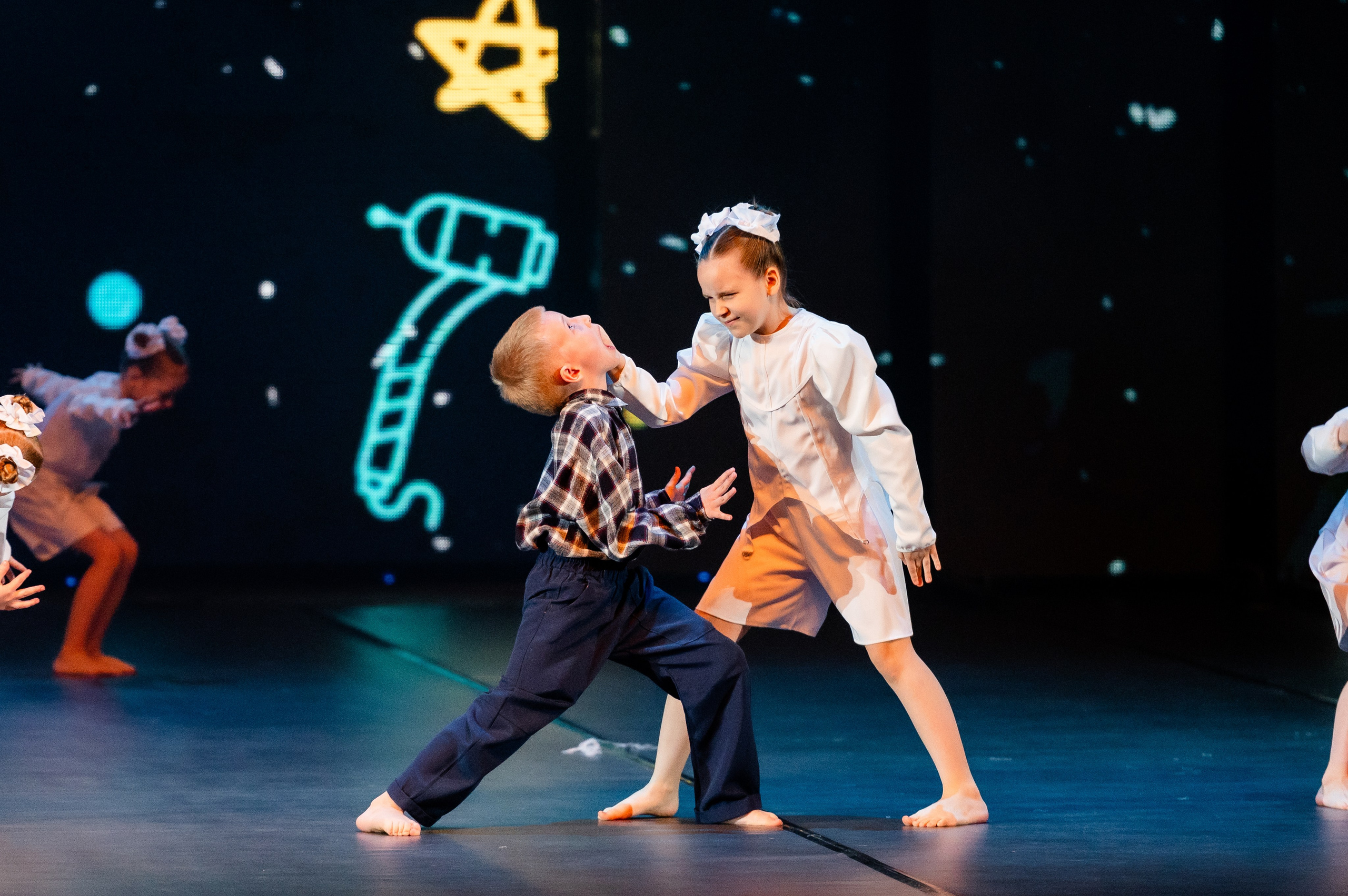 Концерты студии современной хореографии Пространные танцы. Дом детской фотографии Арсюткиной Наталии™