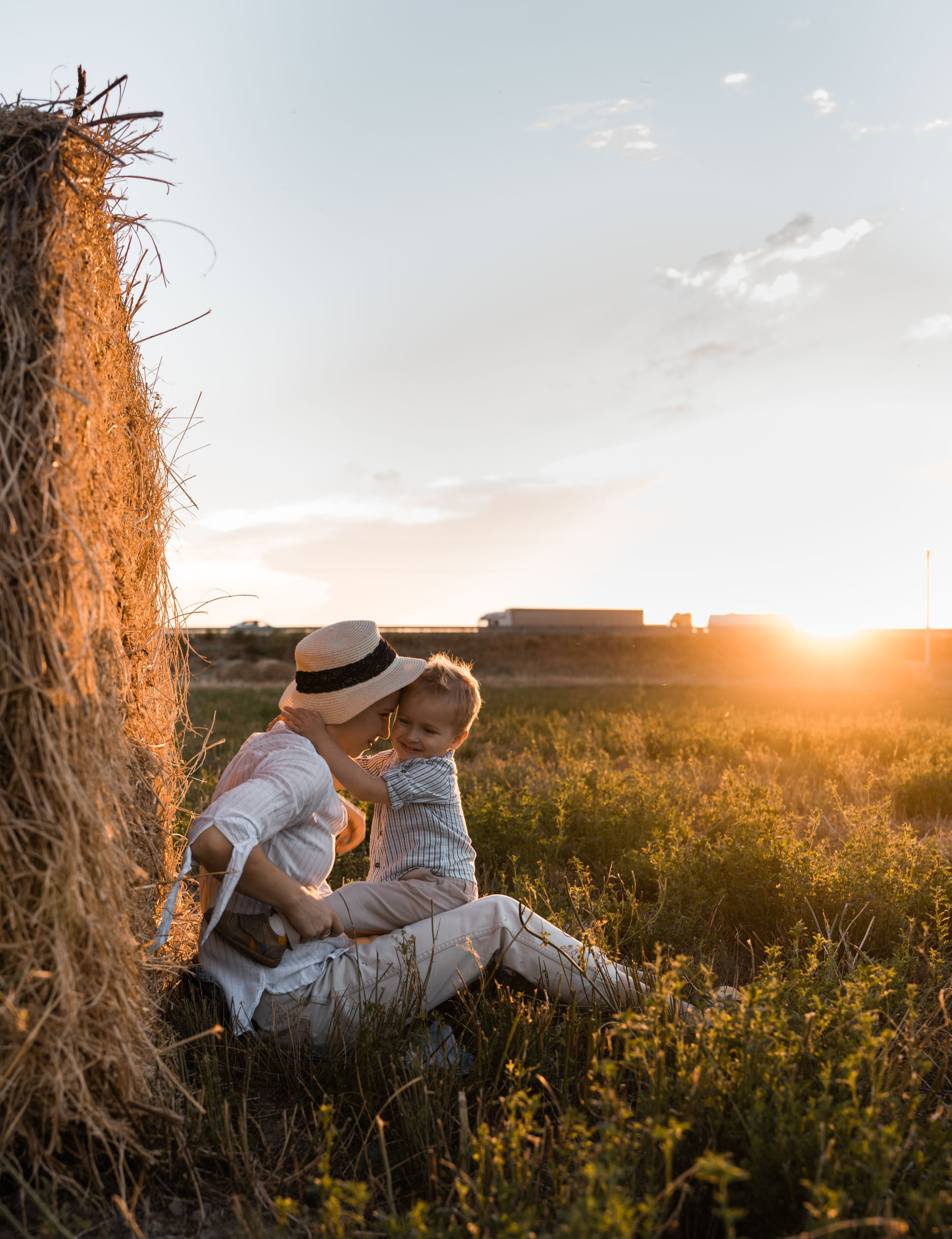 Дарья и Марк на закате. Семейный фотограф, женский фототерапевт