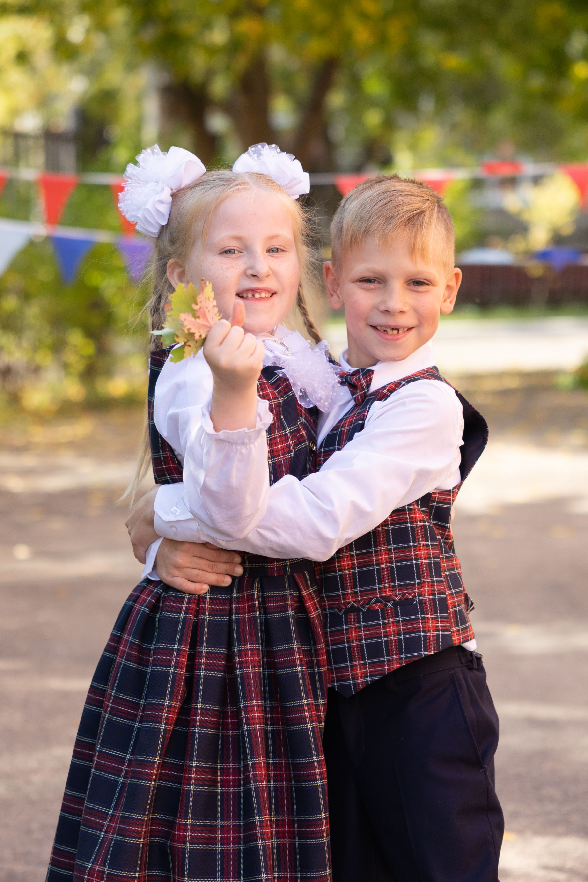 Первоклашки. 165 лицей. Лапшина Юлия — школьный фотограф в Нижнем Новгороде. Выпускные альбомы