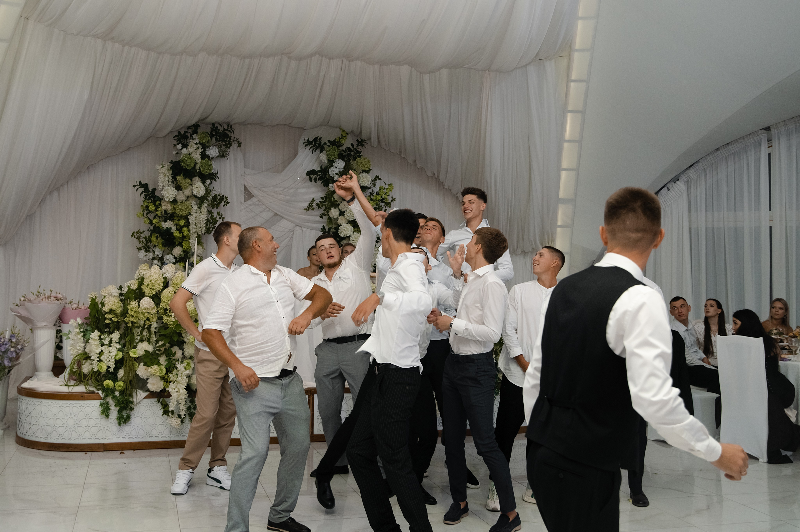 Елена & Даниил. Свадебный фотограф в Симферополе и Крыму