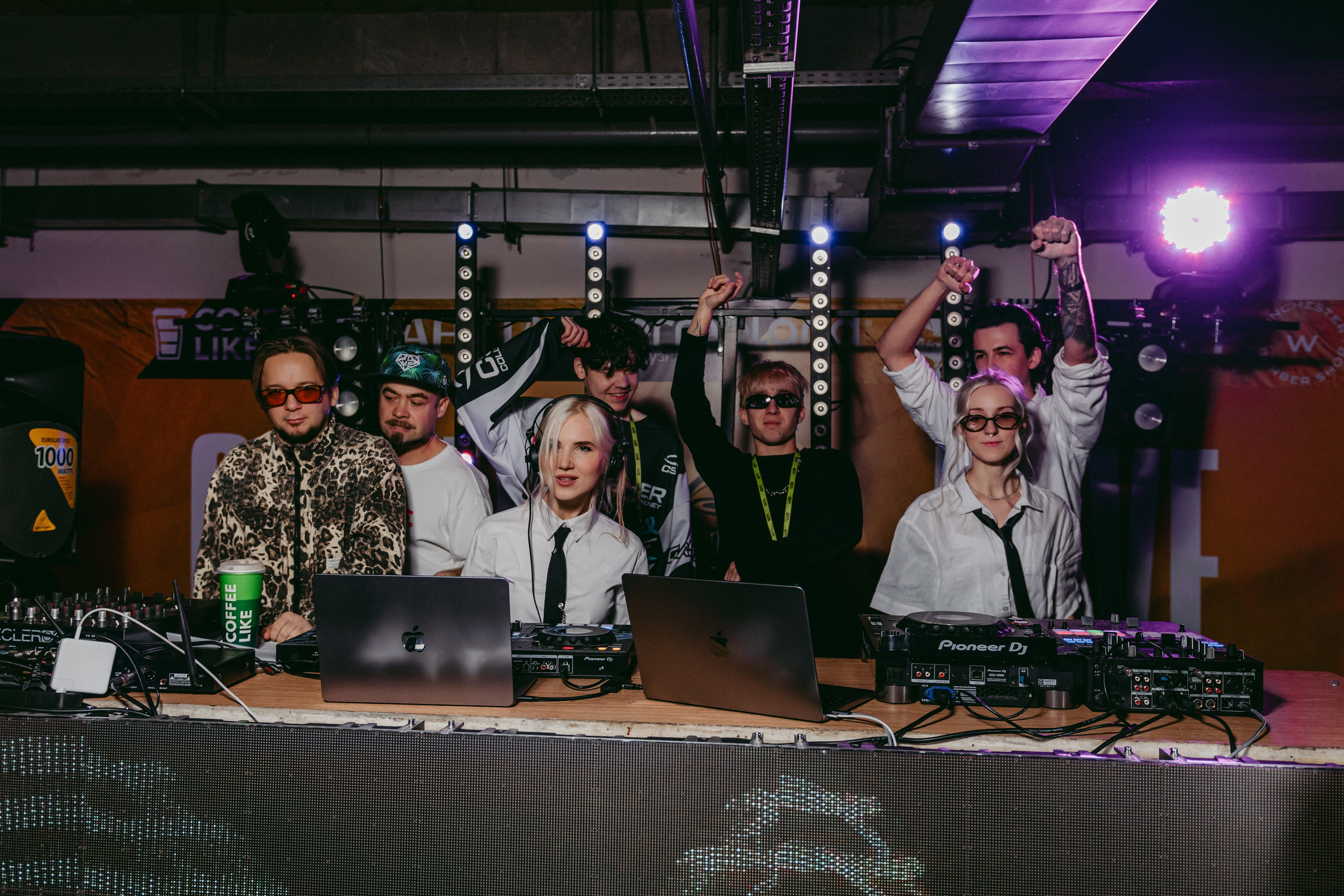 Кофе Рейв в ТРЦ «ПЛАНЕТА»