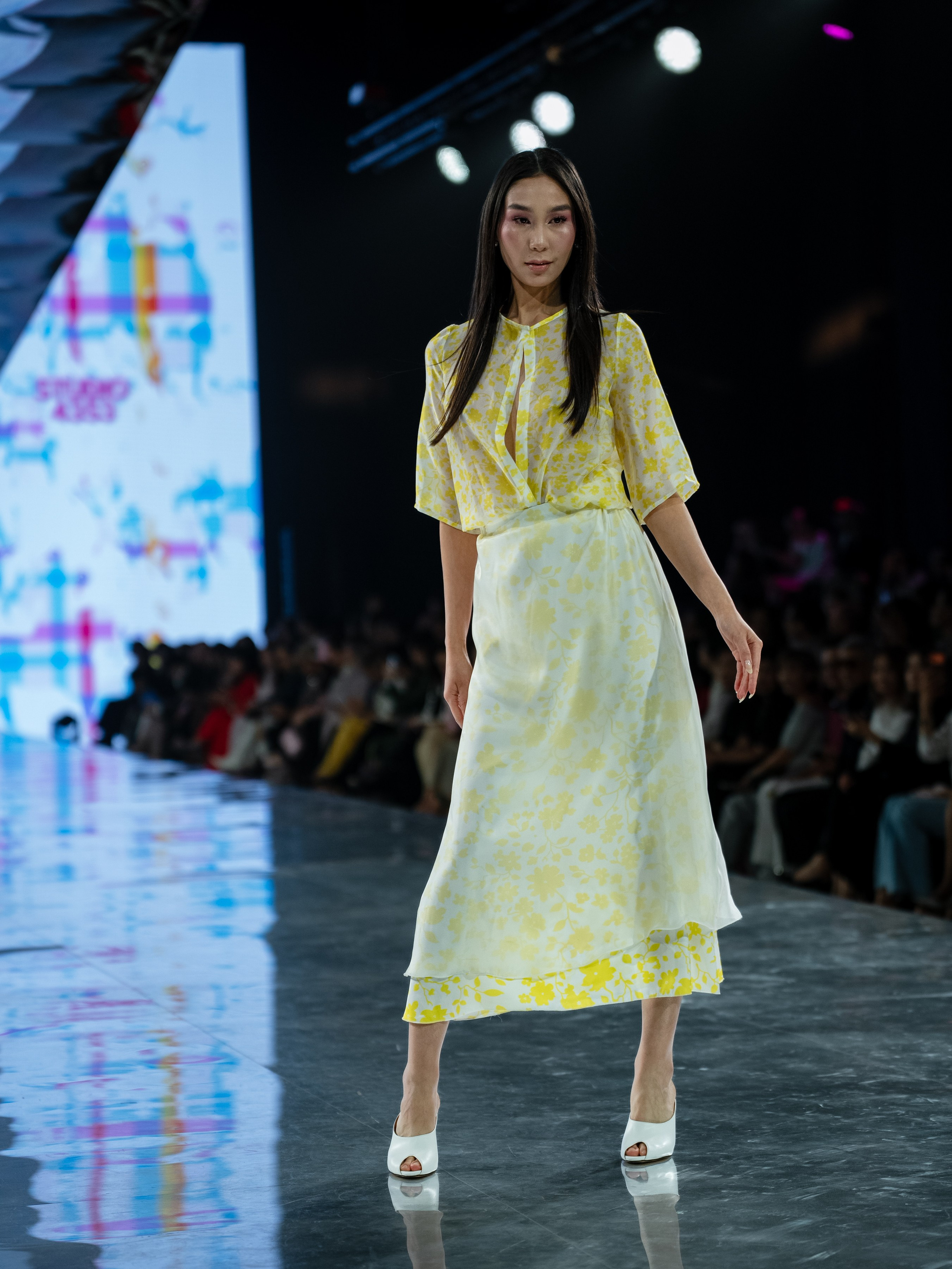 Visa Fashion Week Studio 4353. Сайт Алматинского НЮ АРТ, будуар и фэшн фотографа Дениса Карпенко
