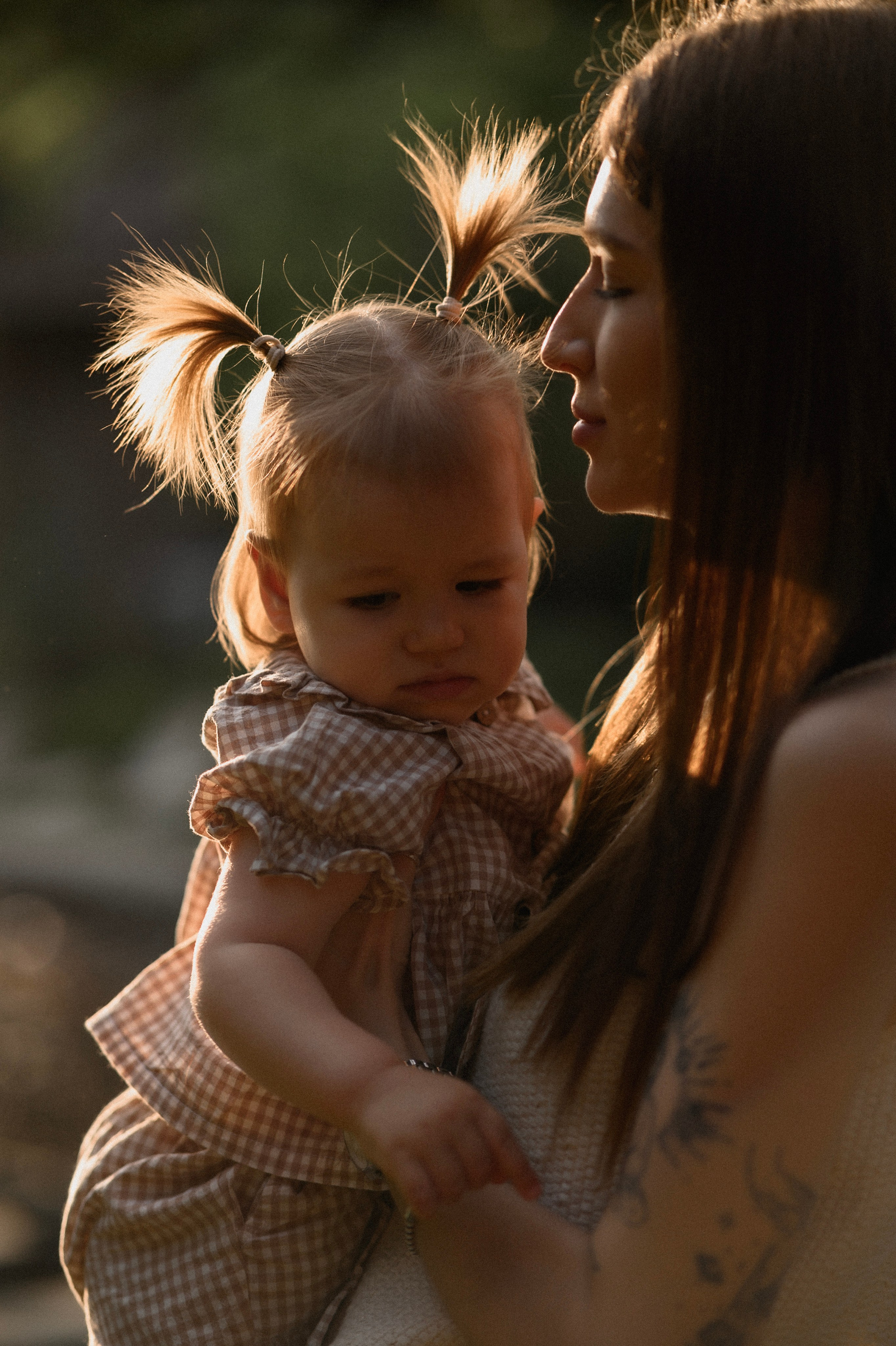 Надя и Алиса в ресторане Кедр. Семейный и свадебный lifestyle-фотограф в Москве Мария Петрова