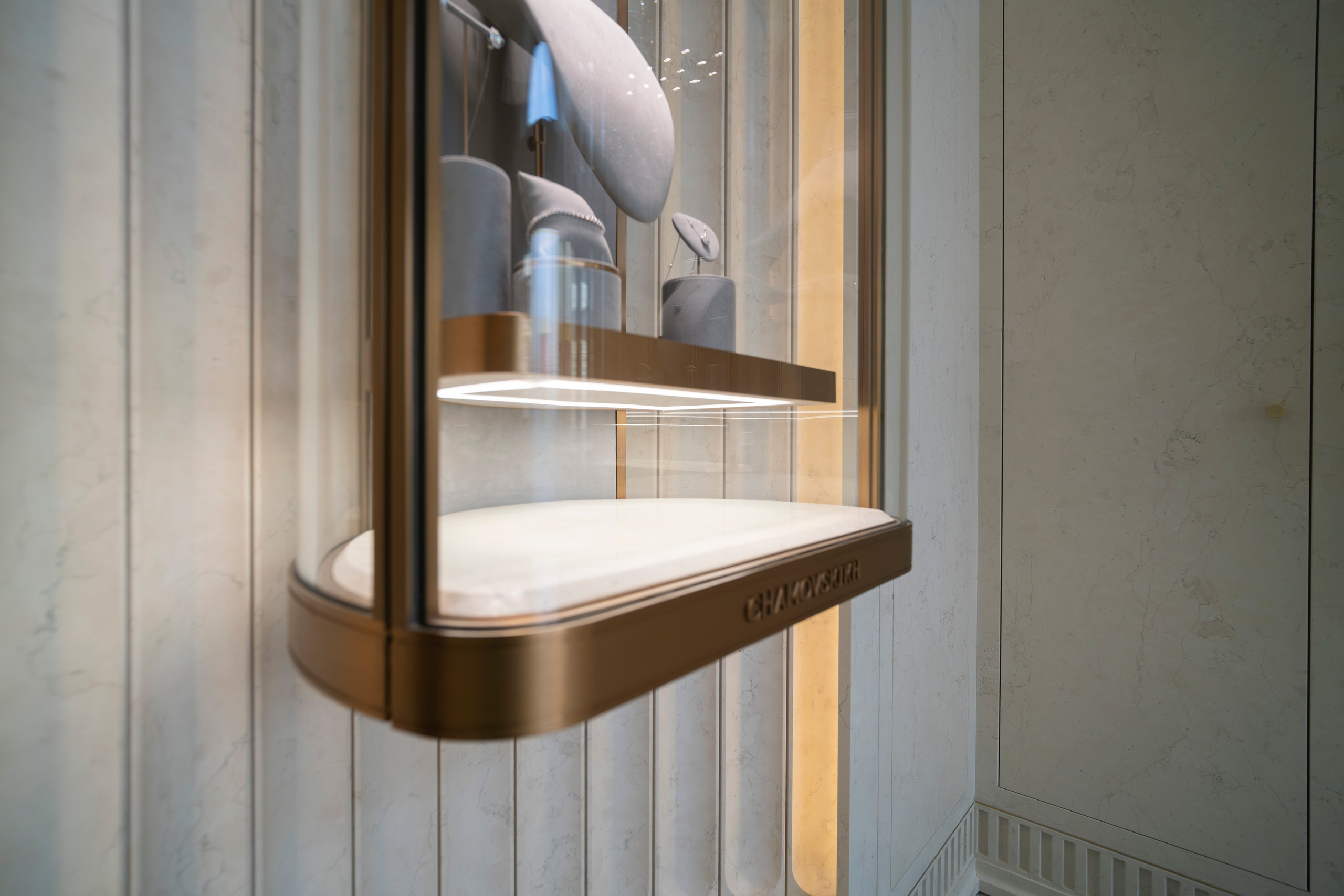 КАМ. Ювелирный дом CHAMOVSКIKH. Видеограф для бизнеса в Санкт-Петербурге — съёмка производств, выставок, B2B