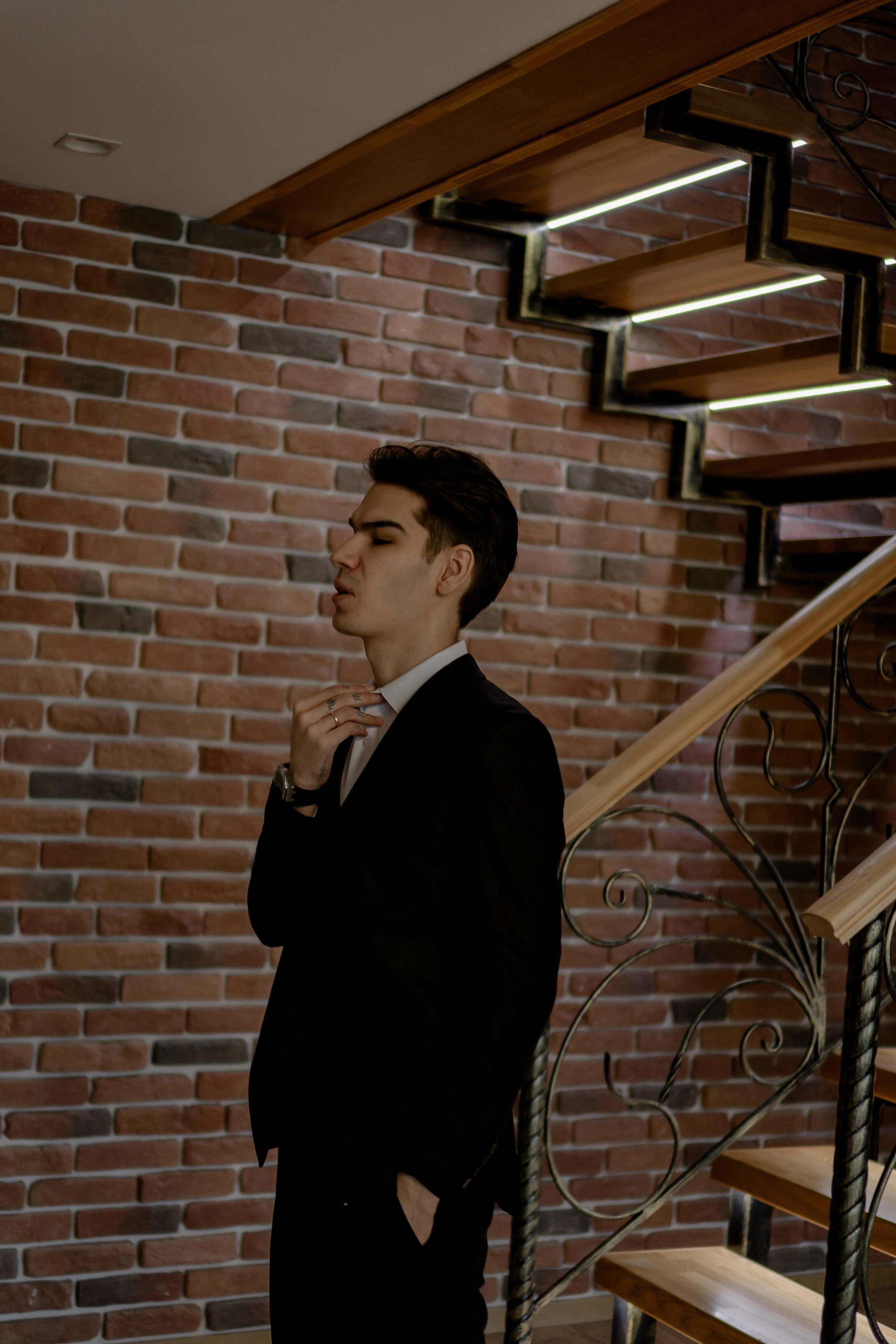 СВАДЕБНАЯ СЬЕМКА СБОРОВ В ОТЕЛЕ И ВЫЕЗД НА ЦЕРЕМОНИЮ (СНЯТО В СИБИРЕ В НИЖНЕВАРТОВСКЕ). Профессиональный фотограф, Санкт-Петербург — Виктория Богомолова