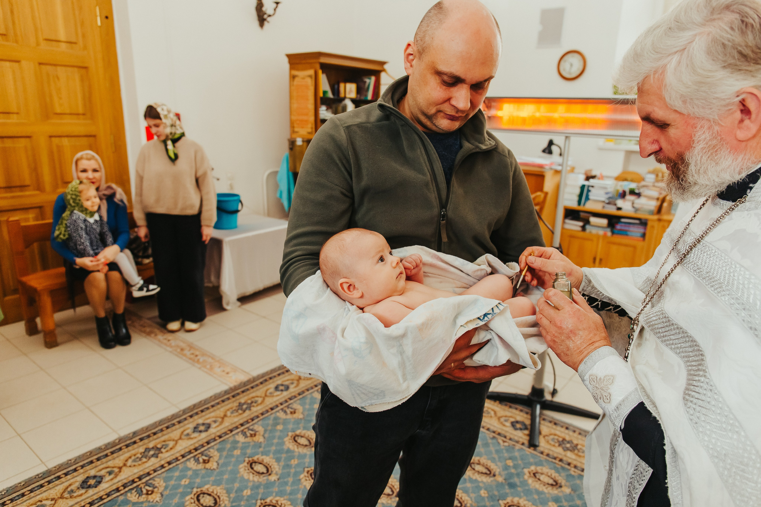 Фотосъемка крещения ребенка. Фотограф новорожденных и детский в Сергиевом Посаде Кругликова Юлия