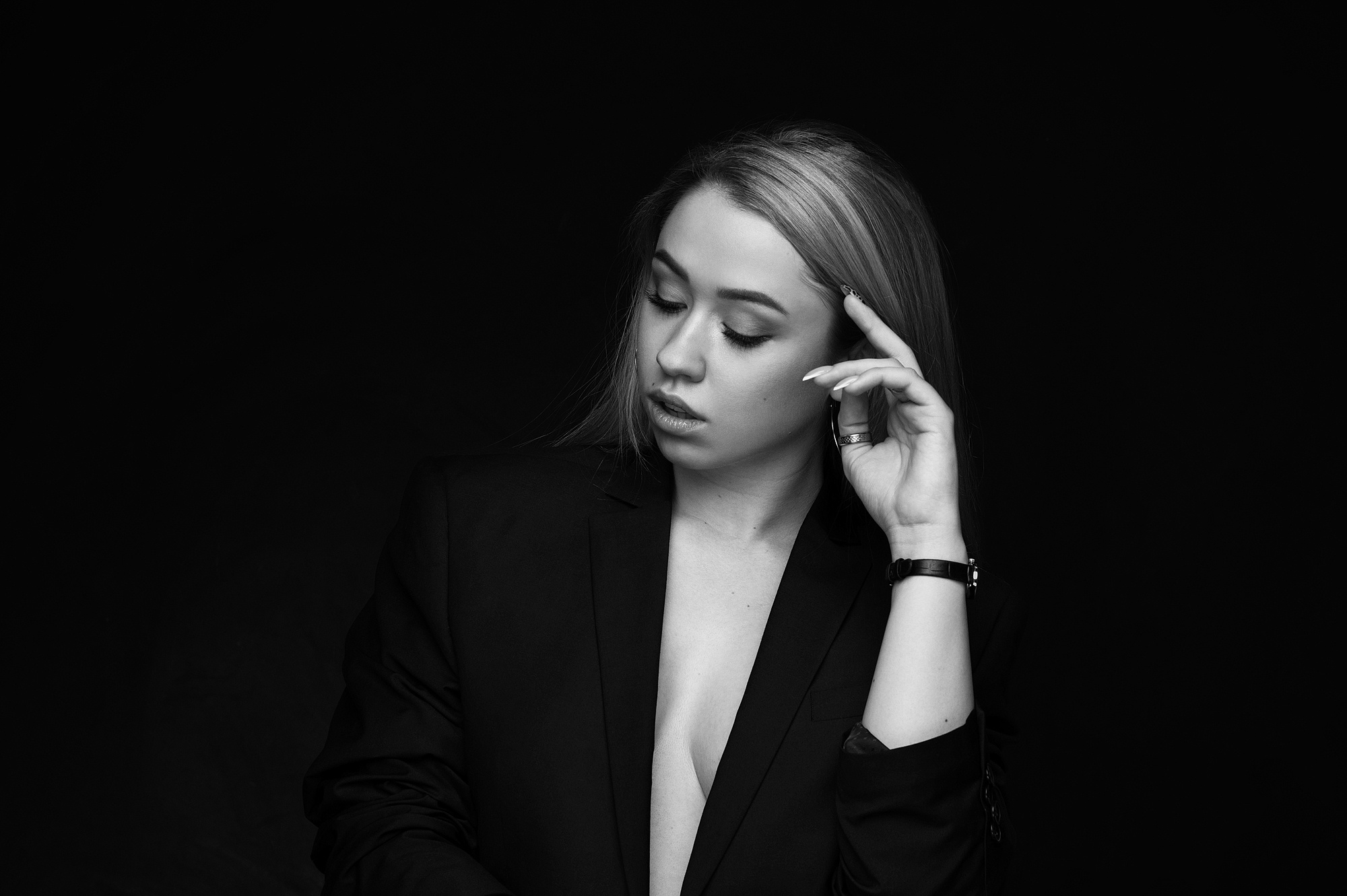 Студийная фотосессия. Портретный фотограф Белград Матвей Кармаков