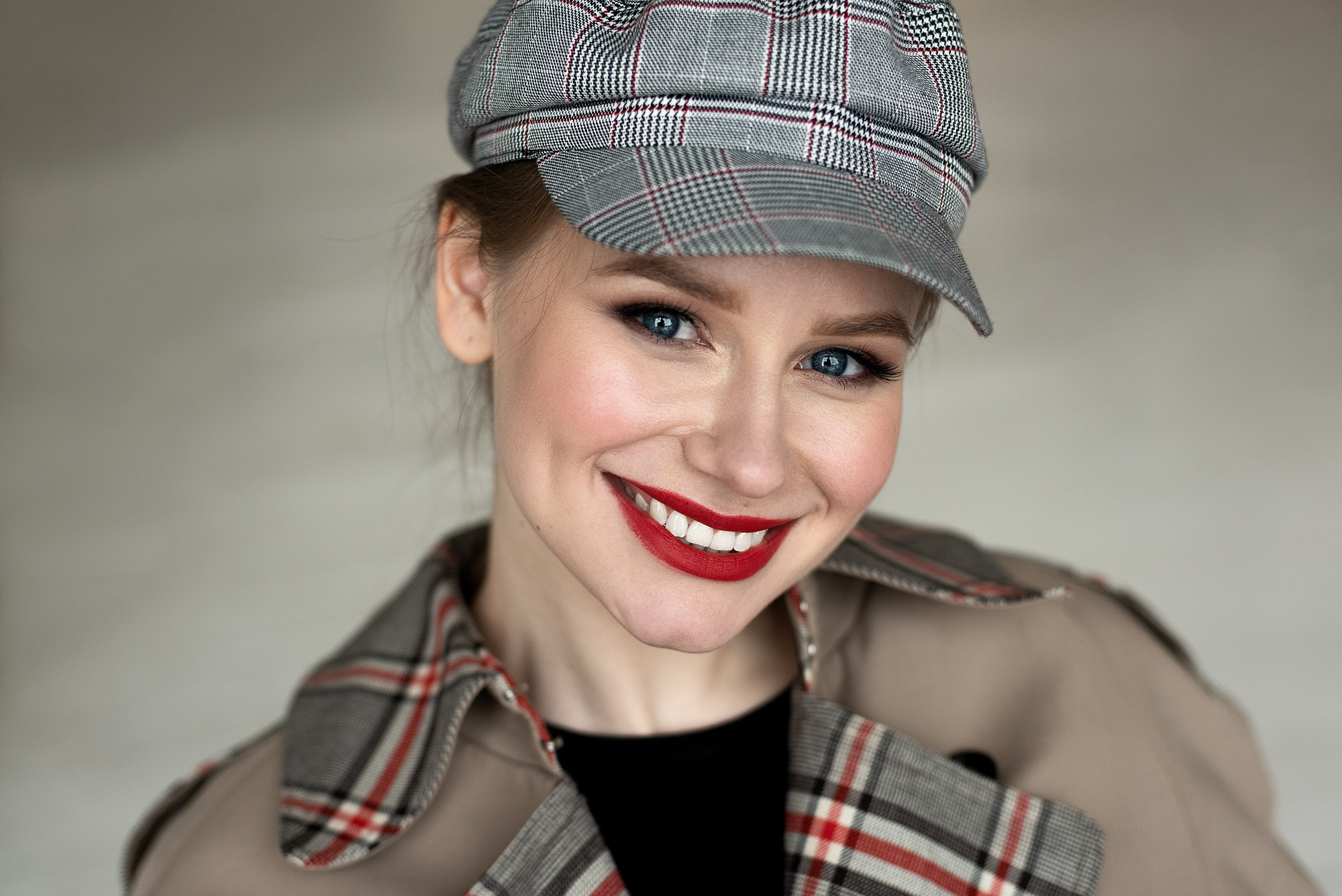 Индивидуальная съемка женского портрета. Портретный фотограф Белград Матвей Кармаков