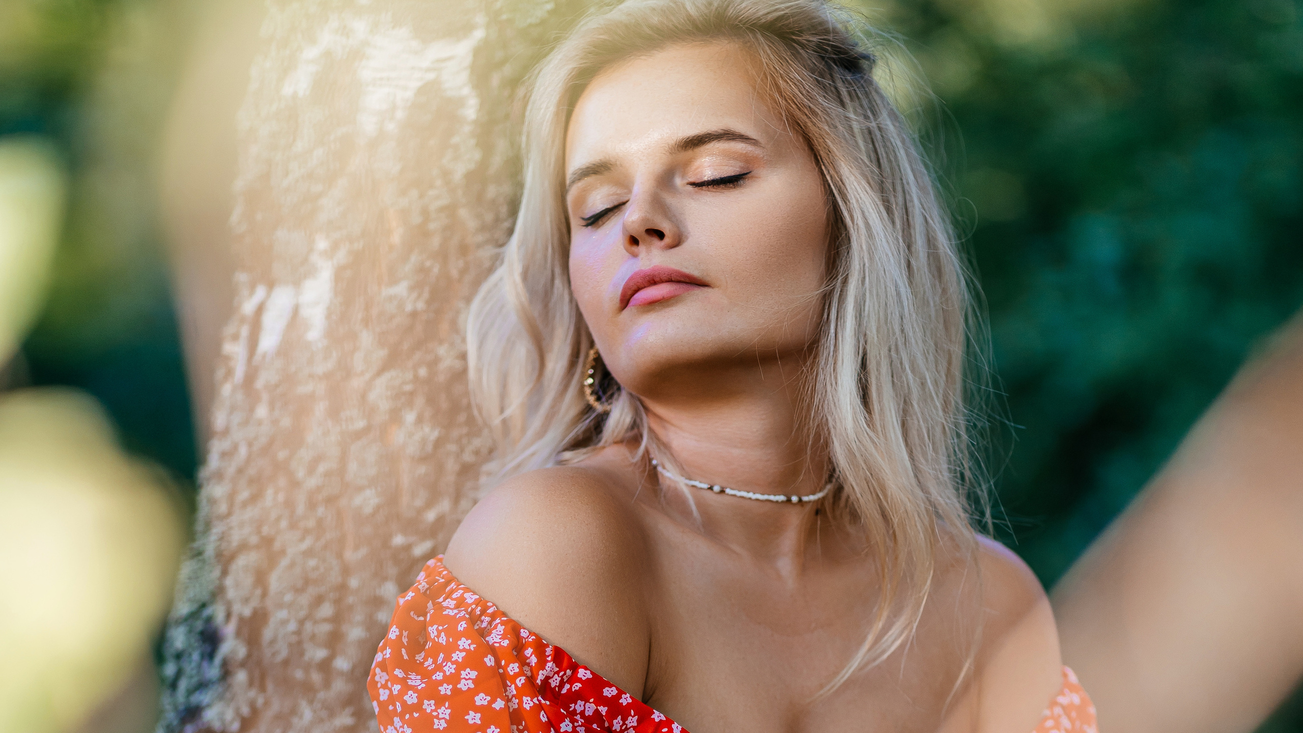 Контент съемка под ключ. Световое шоу / Москва и Мо