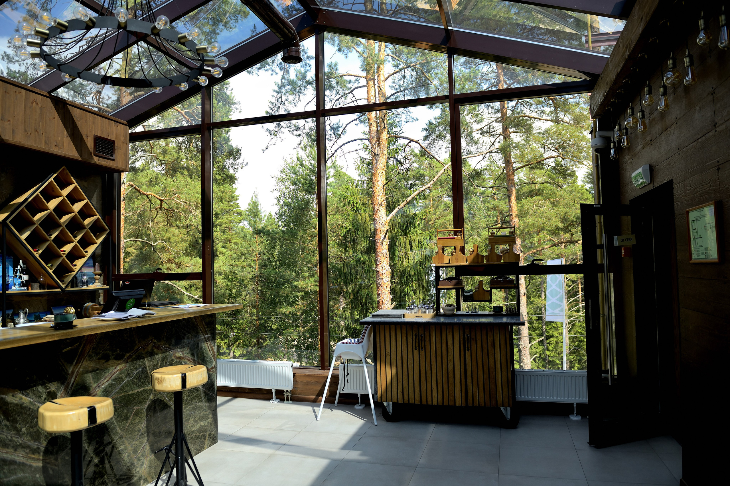 "Фотографии зала для мероприятия".