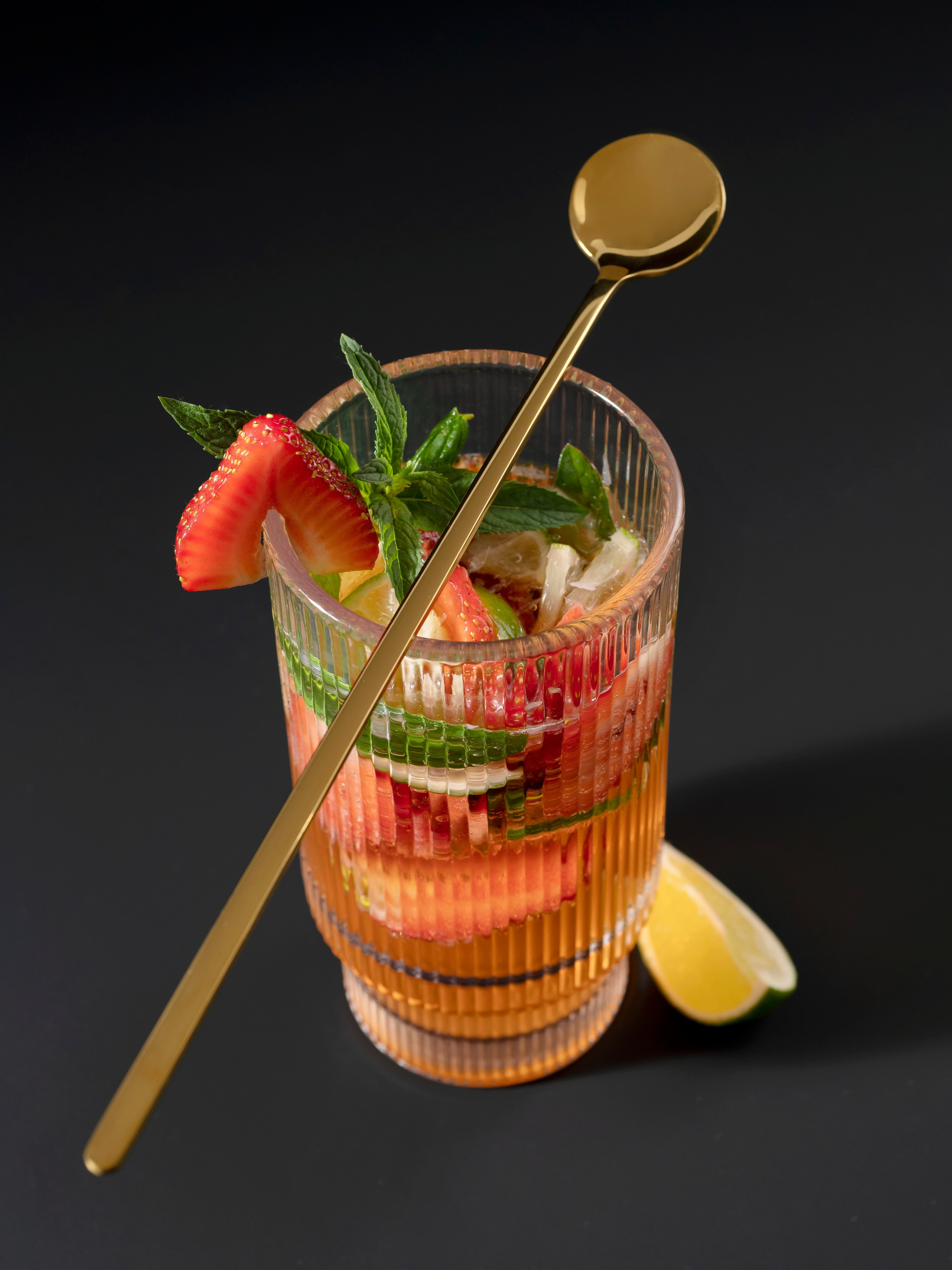 Фотосъемка коктейльных ложечек для вайлдберриз