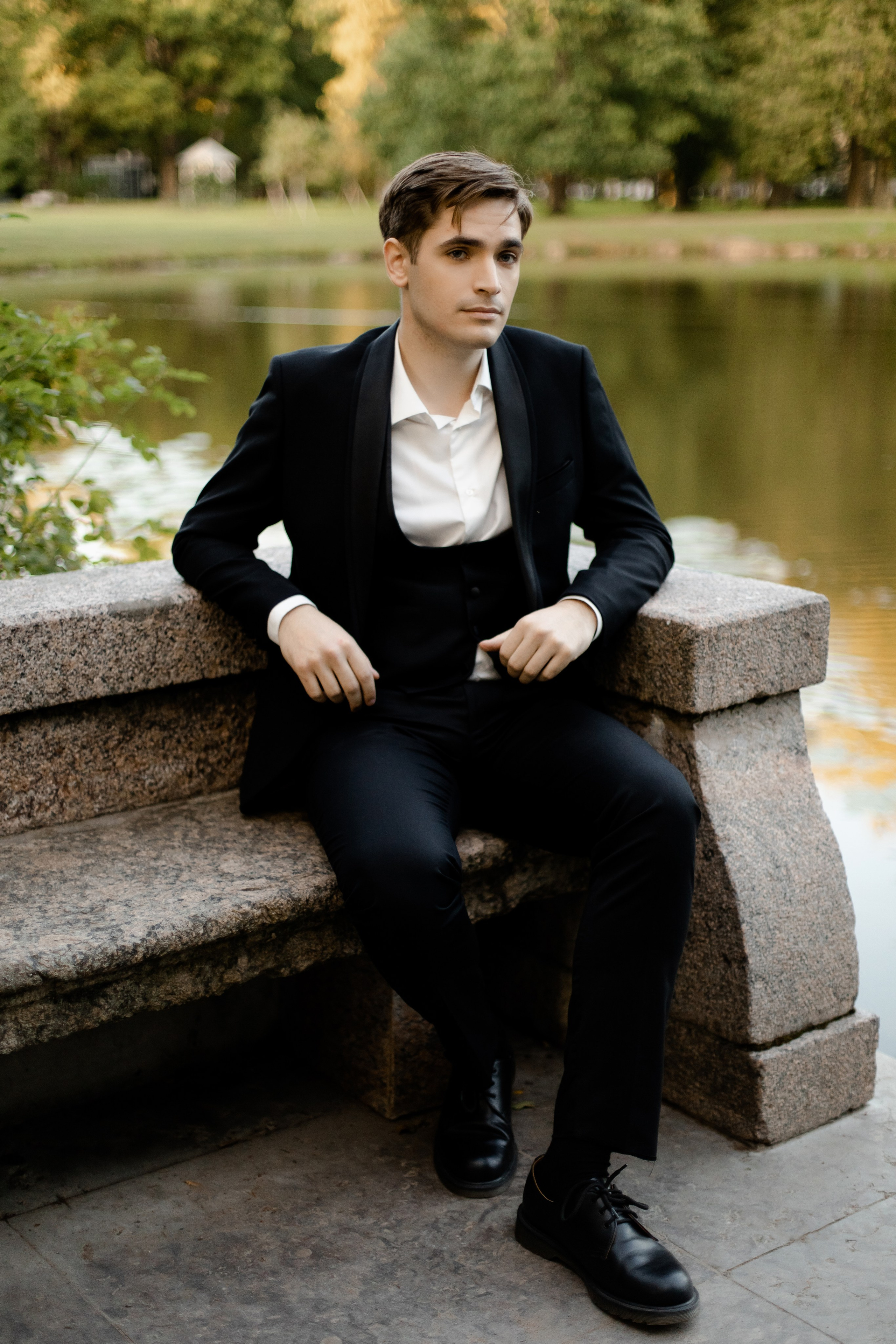 Свадебная прогулка в Ораниенбауме. Свадебный и портретный фотограф в Миассе Филиппенко Дарья