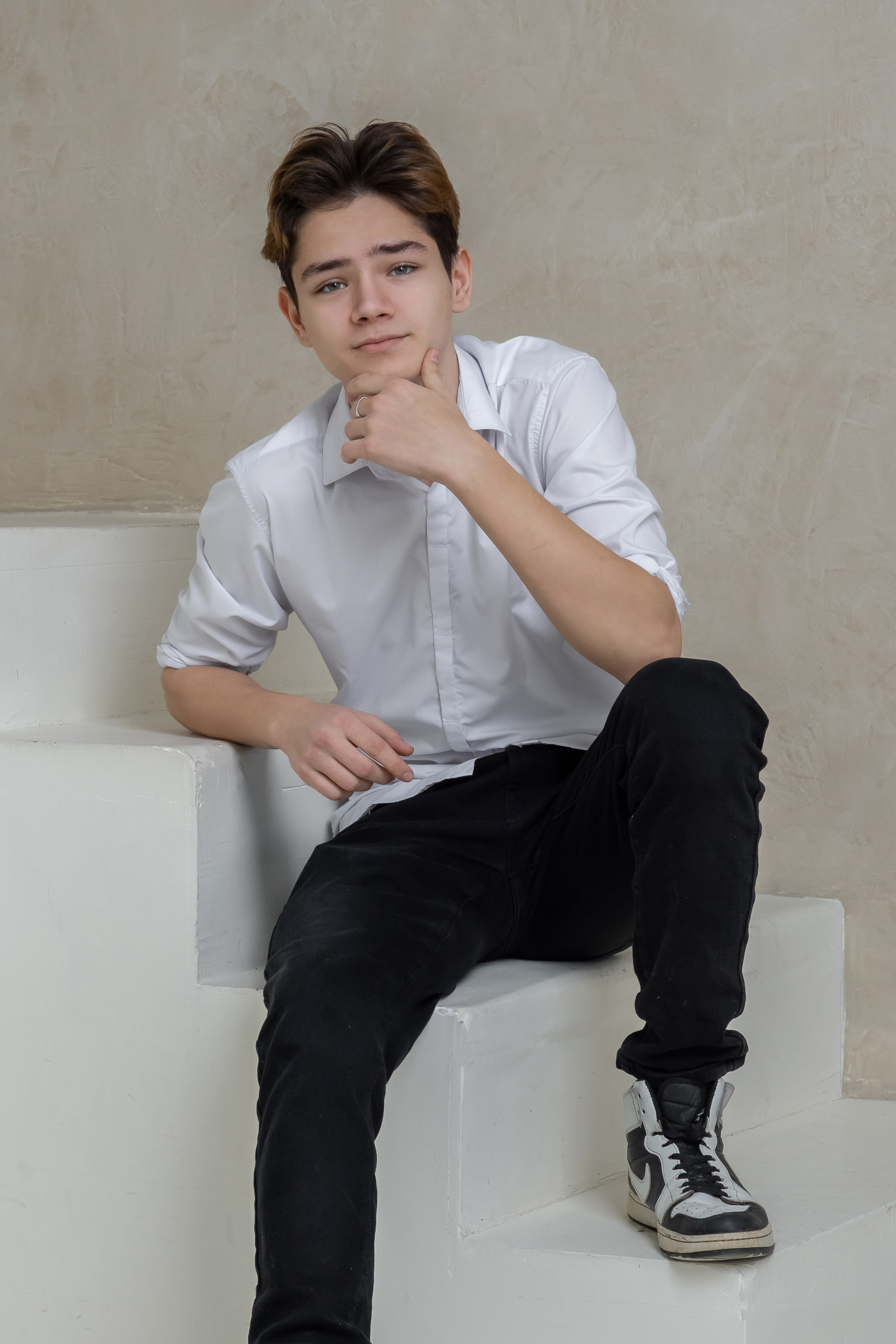 Студийная фотосессия на выпускной альбом. Ольга Плаксина фотограф в Саратове