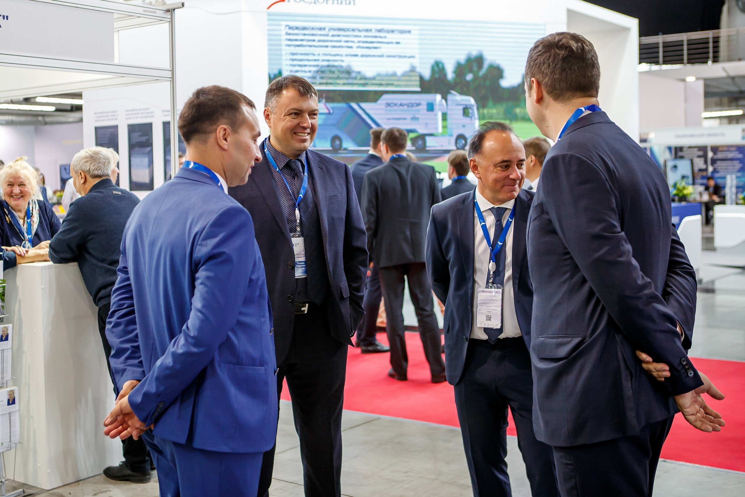 Фотосъёмка работы стенда для Предприятия ПИК. Фотограф на выставку в Москве