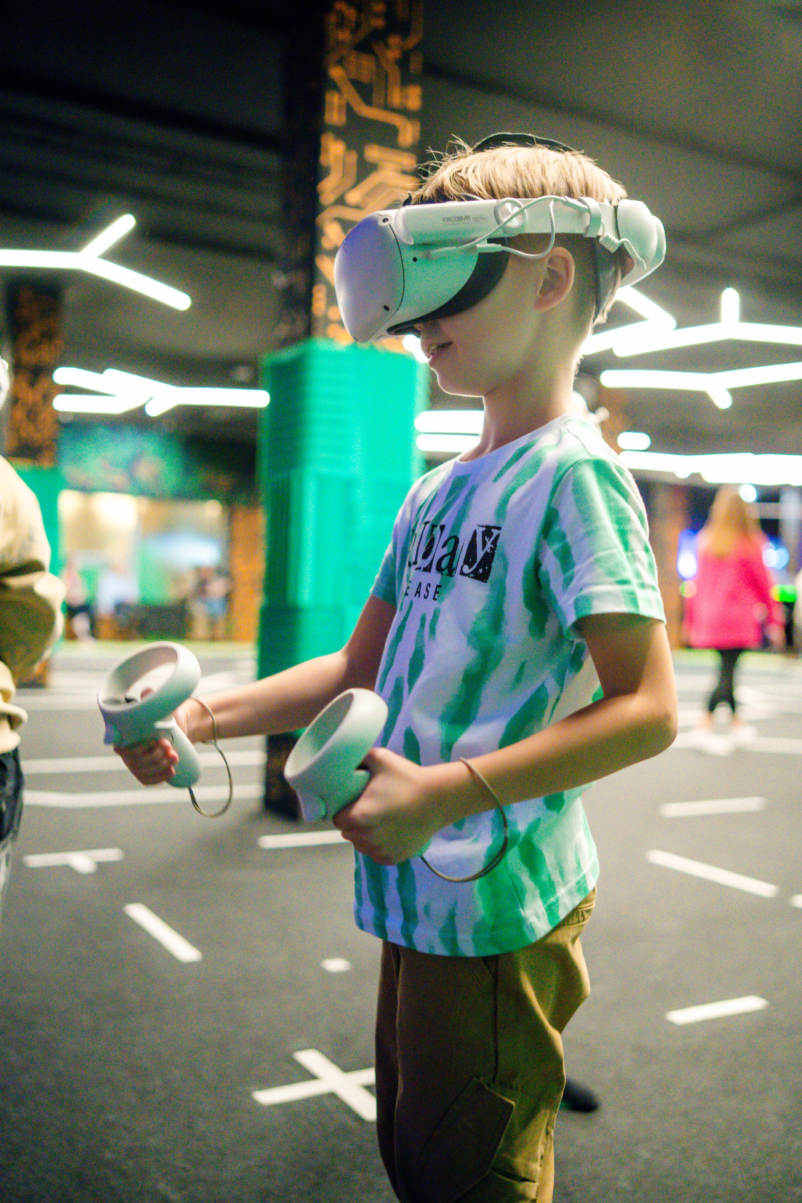 VR (November-December 2024). Felixtones