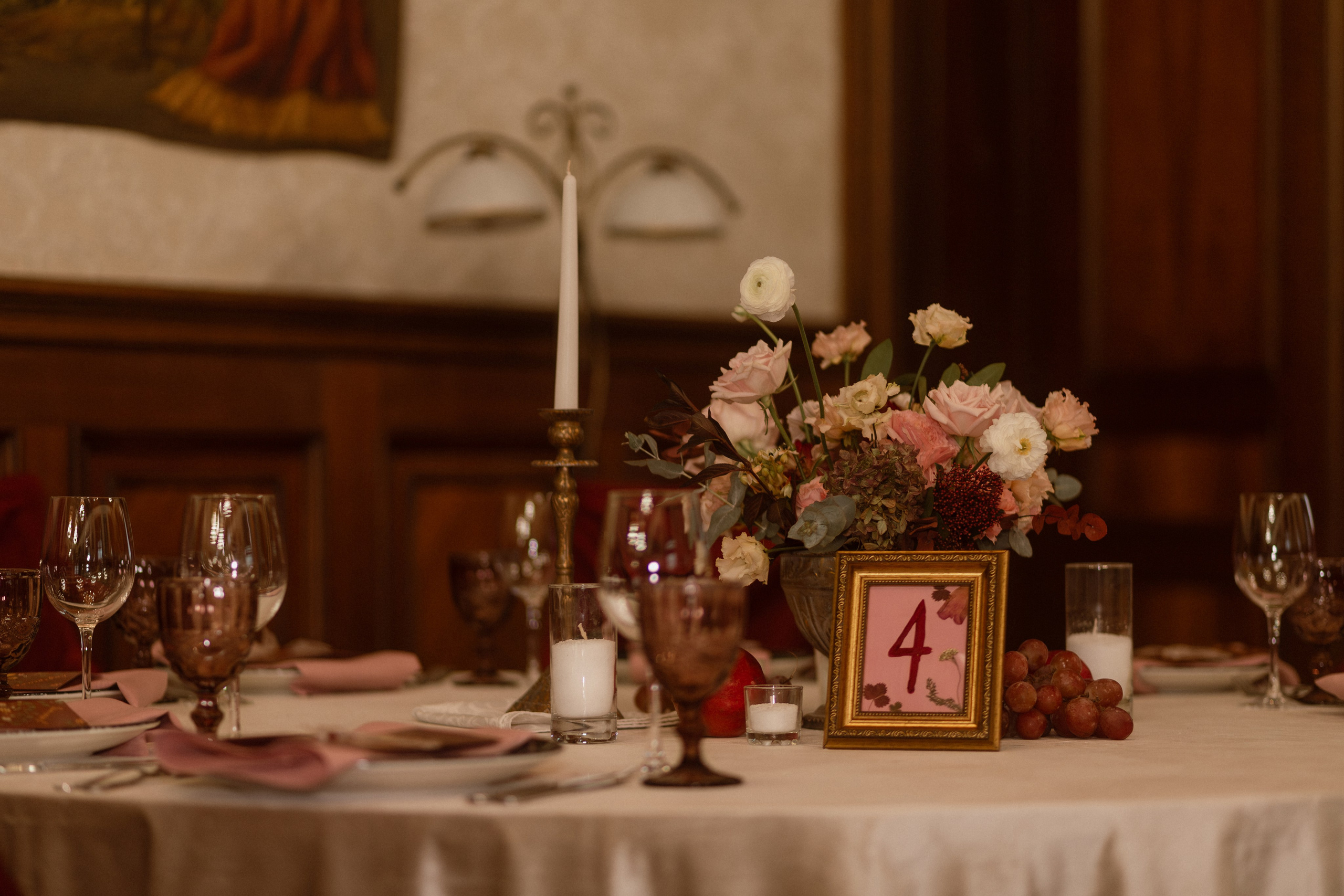 Welcome back to your own dinner party. Фотограф Лия Козловская Минск