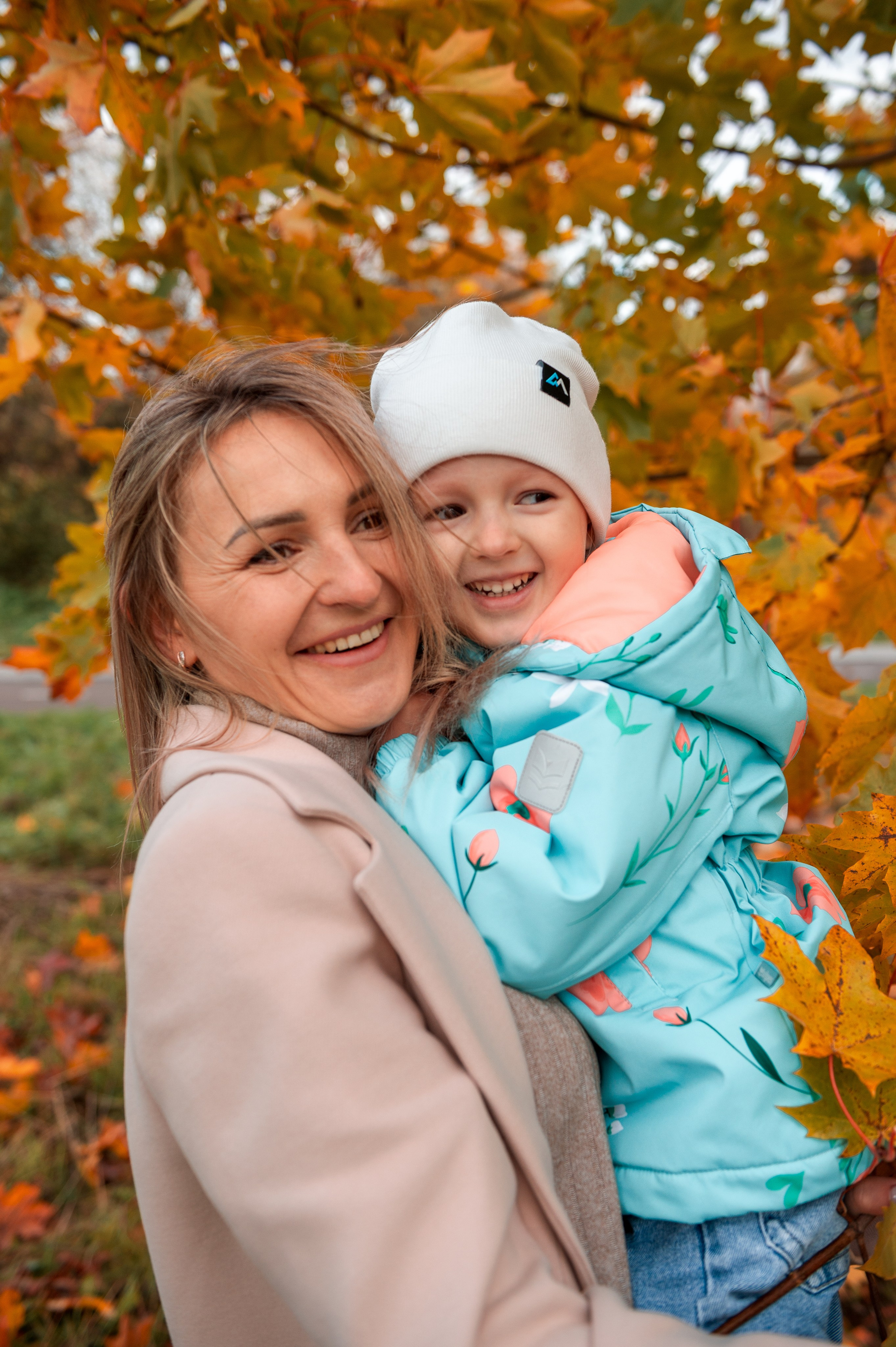 Осенняя фотосессия для Маргариты и Вари. Фотосессии в Москве, женский и семейный фотограф Юлия Михайленко