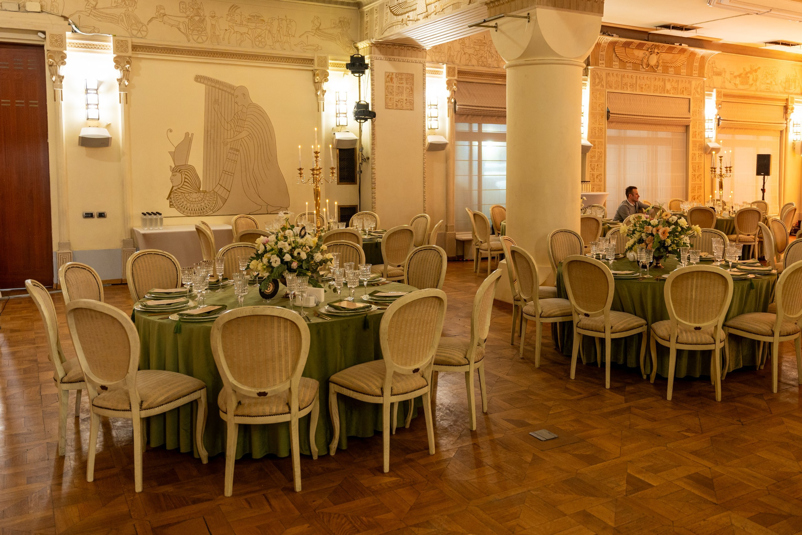 Юбилей в доме Смирнова. Kirillova Studio — мастерская декора и событий Юли Кирилловой