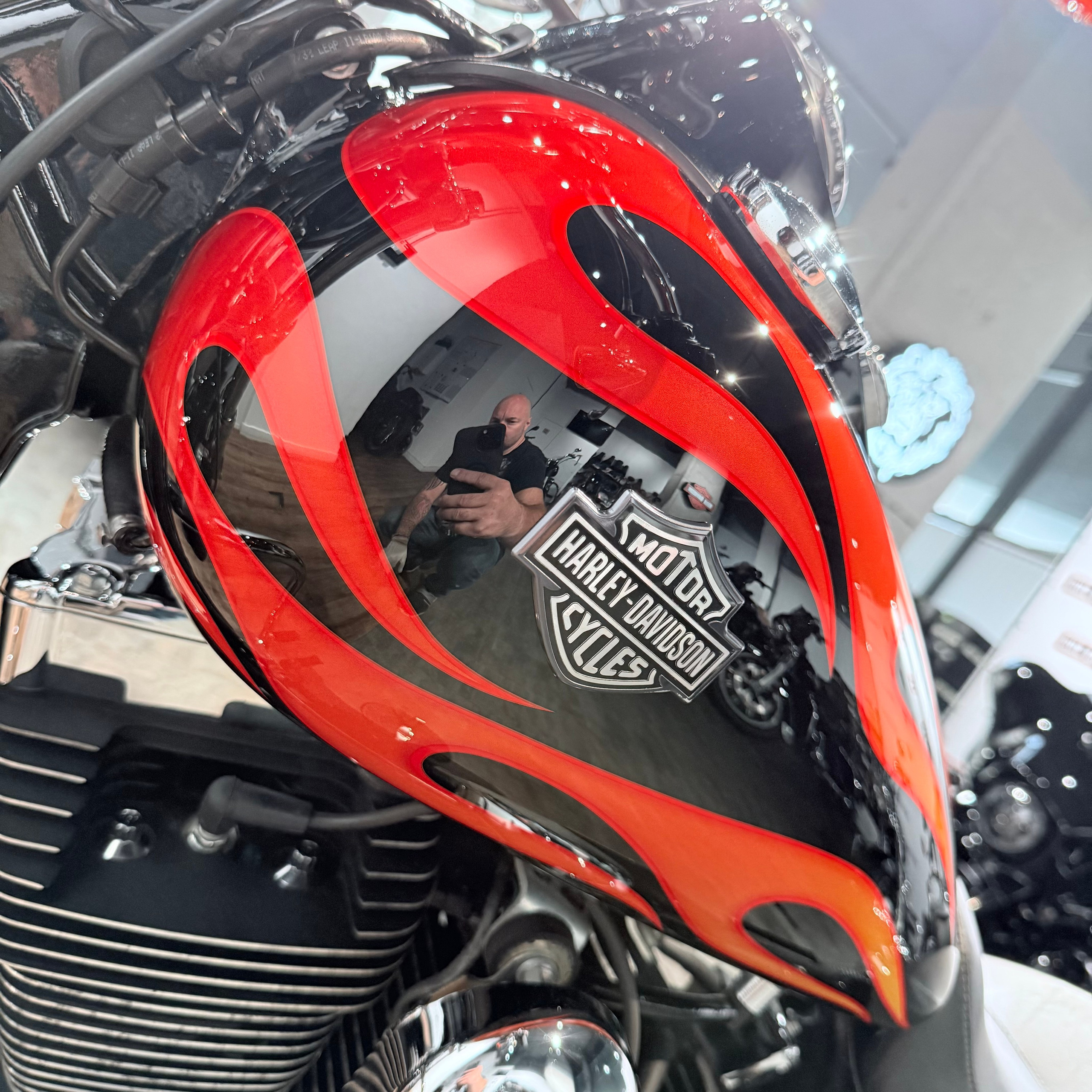 Купить Harley-Davidson 2012 DYNA Wide Glide 96 Blасk (Softail/Dyna) — подробнее на сайте. Hello Davidson, Москва. Только хорошие мотоц