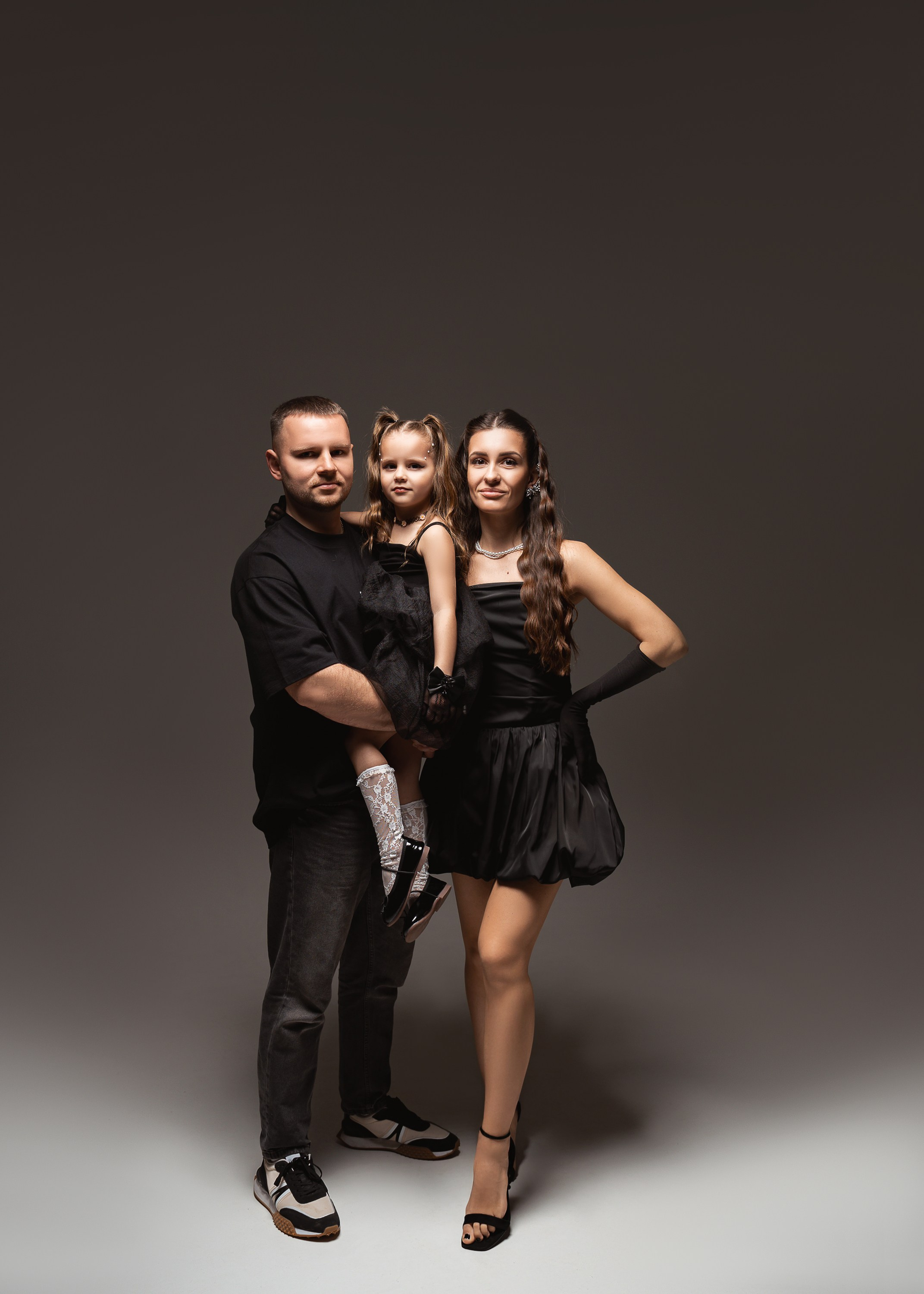 УЛЬЯНЕ 5 ЛЕТ. Женский портрет