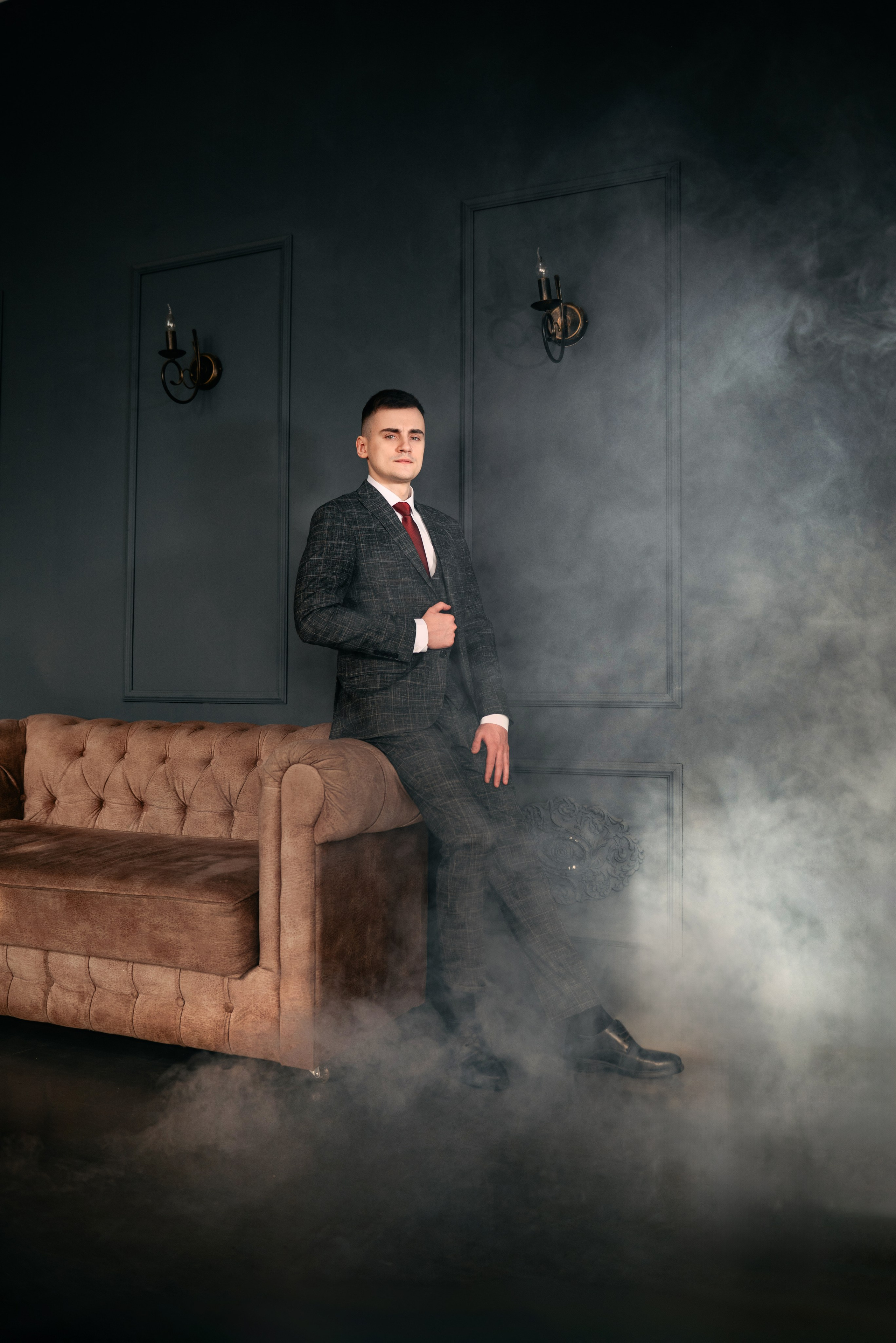 Свадебная фотосессия c дымом в фотостудии MAGIC г. Кемерово