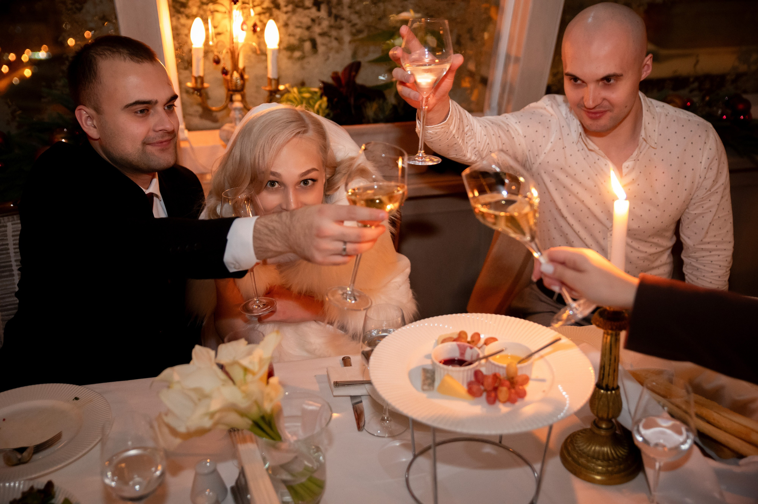 Свадебная фотосессия в Radisson Collection Hotel мск. Свадебный и портретный фотограф в Москве Жердев Даниил