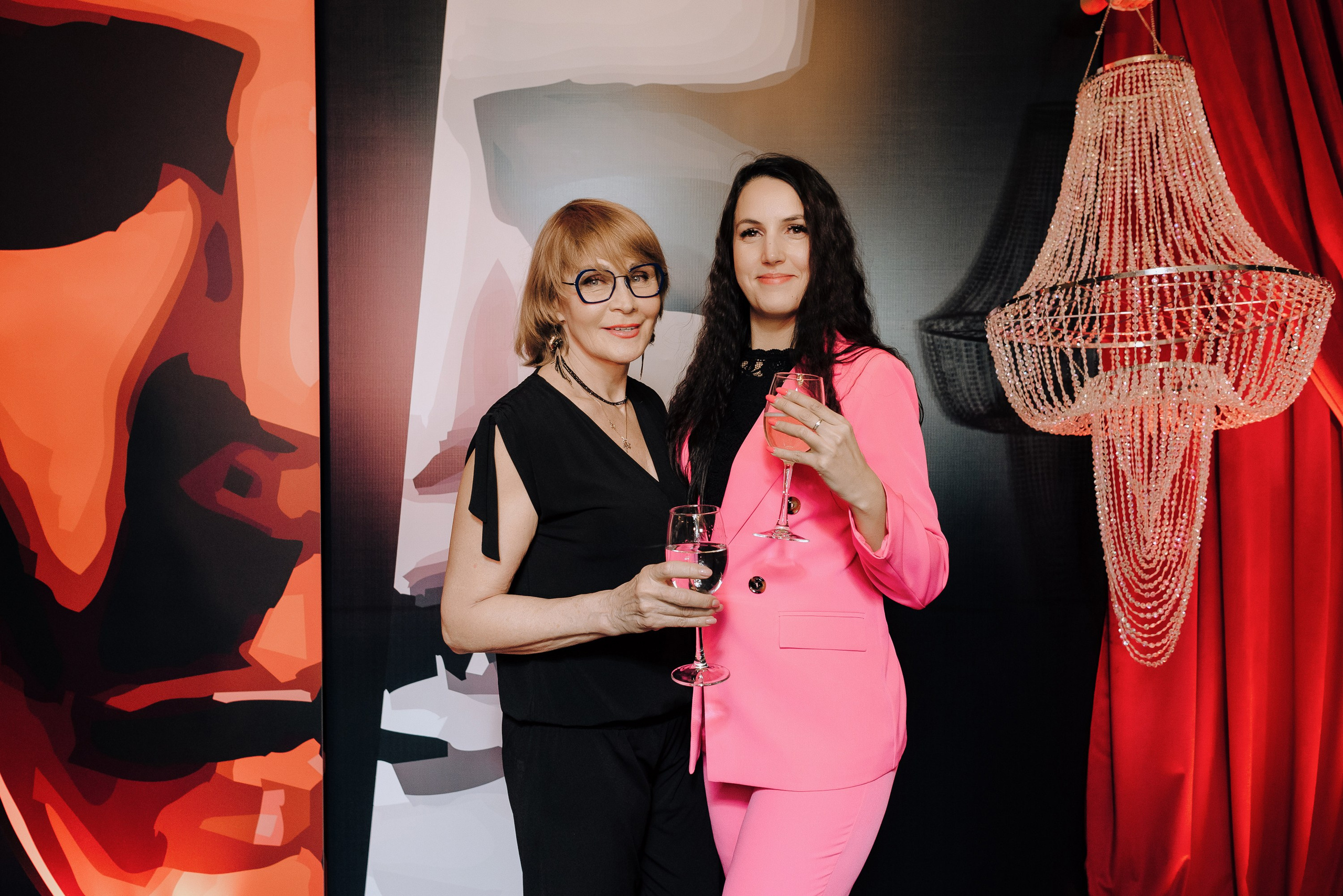 СПЕКТАКЛЬ «ВОЛШЕБНЫЕ ОЧКИ» ОПТИК-ЦЕНТР. Репортажный фотограф Зуев Роман г. Челябинск