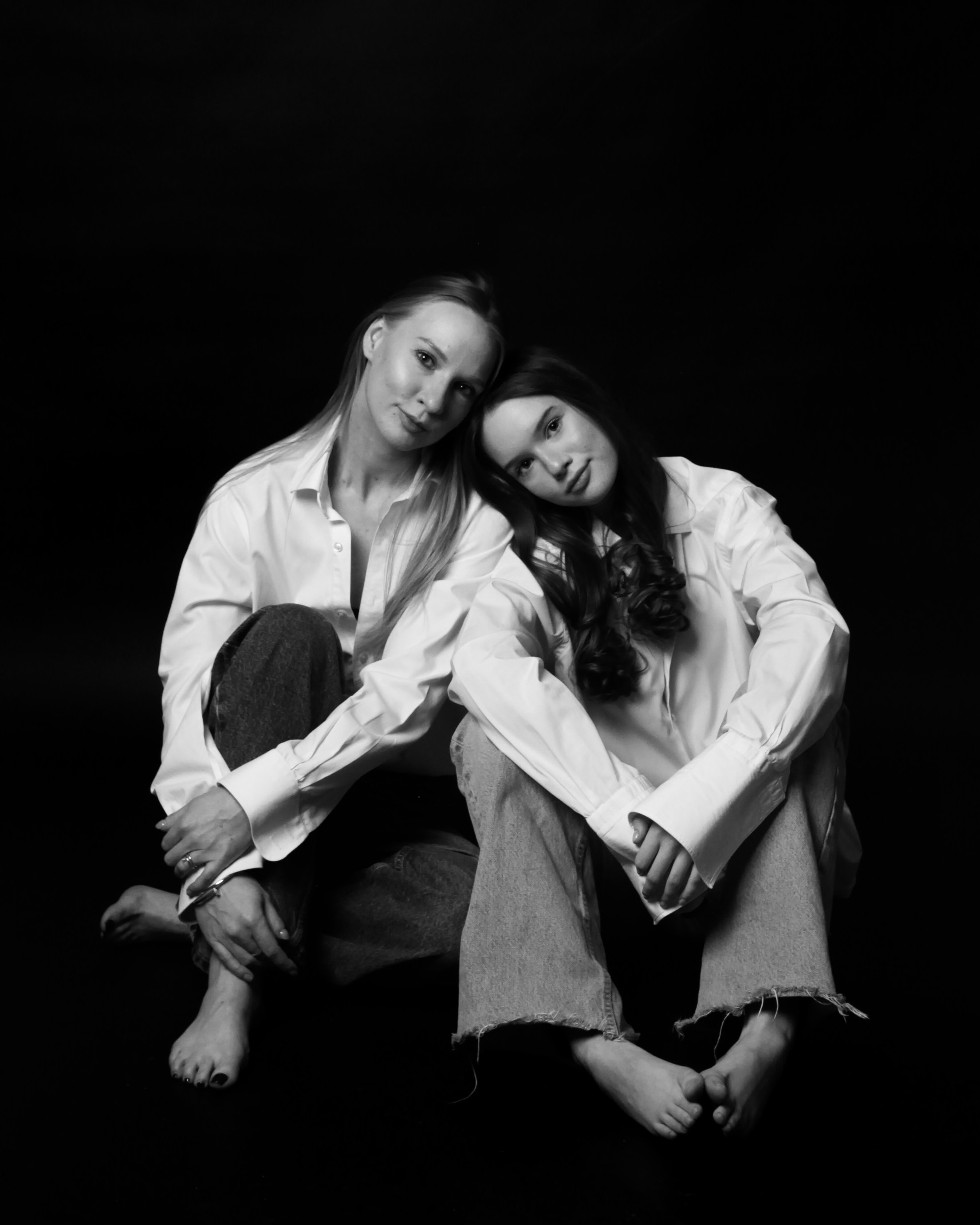 ЧЕРНЫЙ ФОН | АВТОПОРТРЕТНАЯ. YourSelf.photostudio | автопортретная фотостудия ТОЛЬЯТТИ