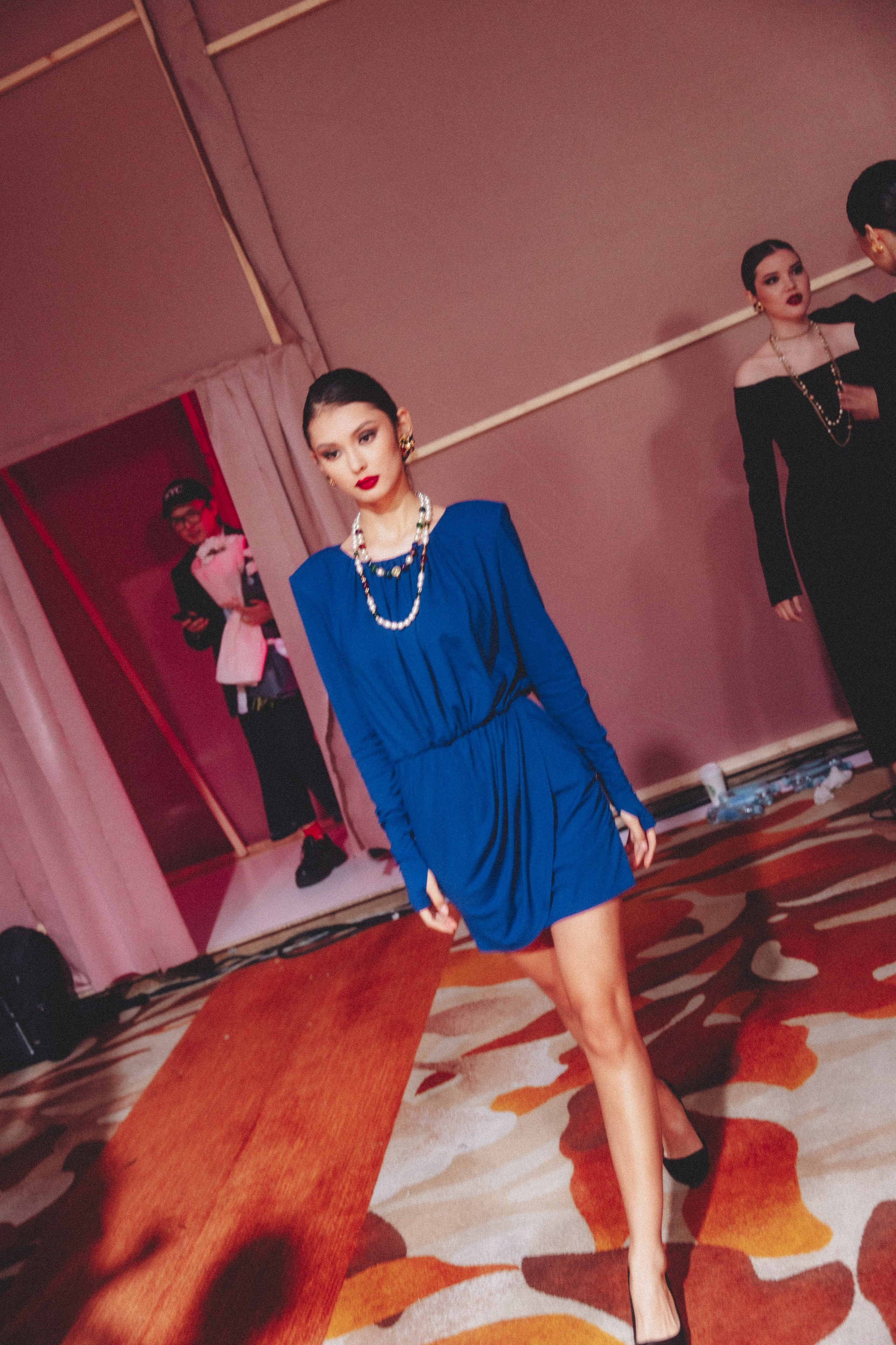 VISA FASHION WEEK ALMATY SS26 / BACKSTAGE ZONE