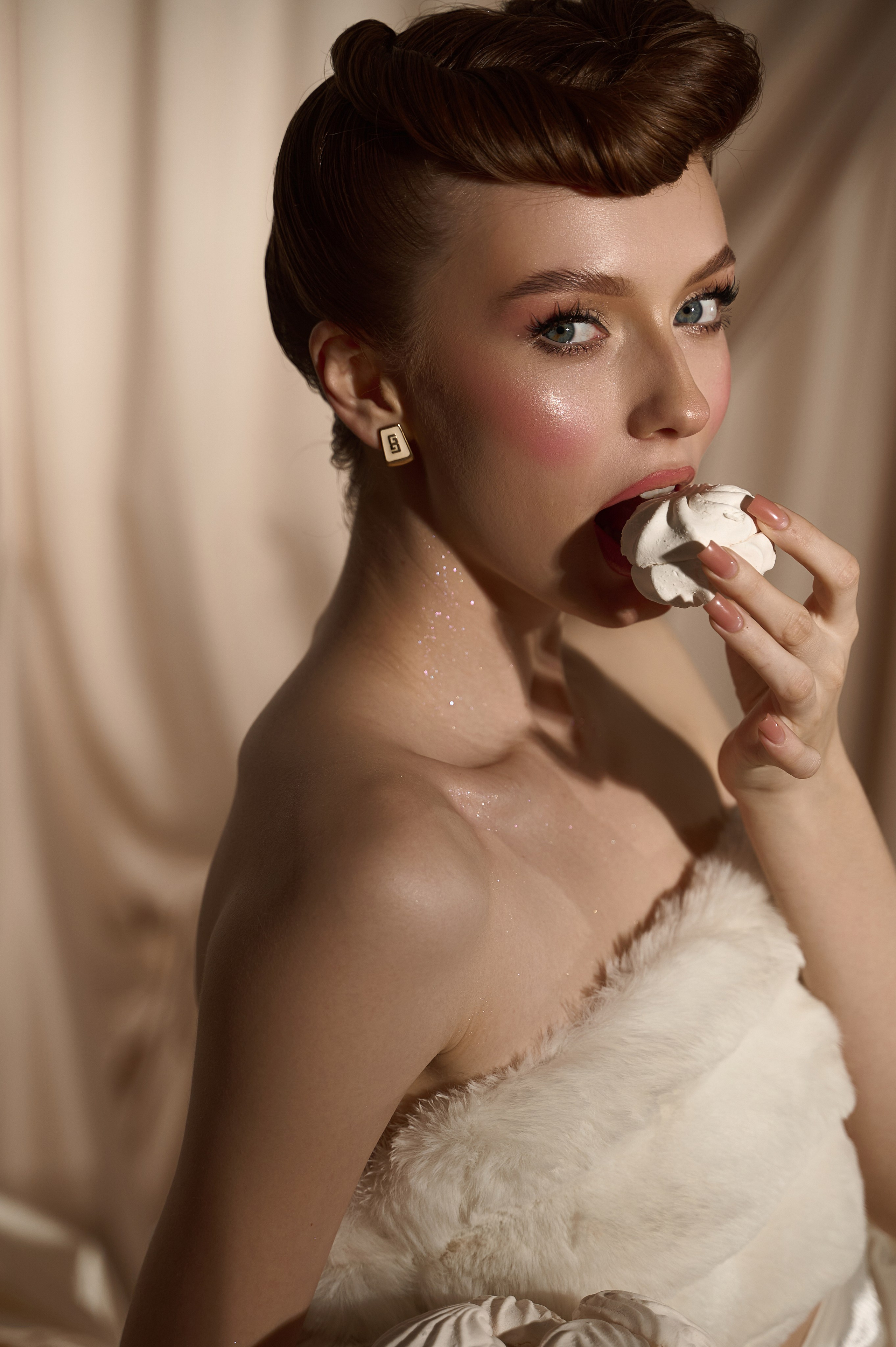 Swety room. Свадебный и портретный фотограф в Брянске Скепская Лилия