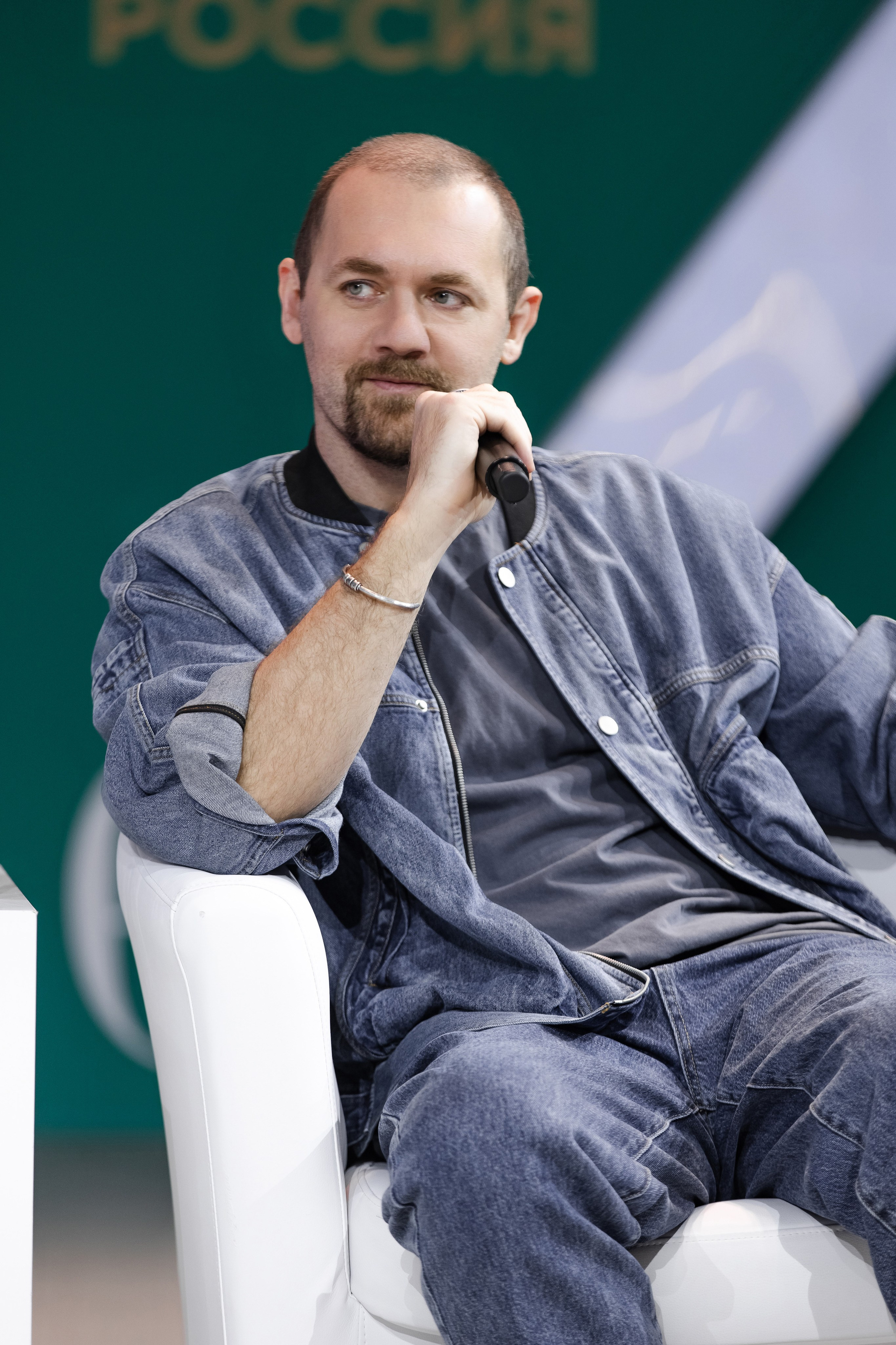 Выставка Россия: наша культура. Свадебный репортажный фотограф в Москве