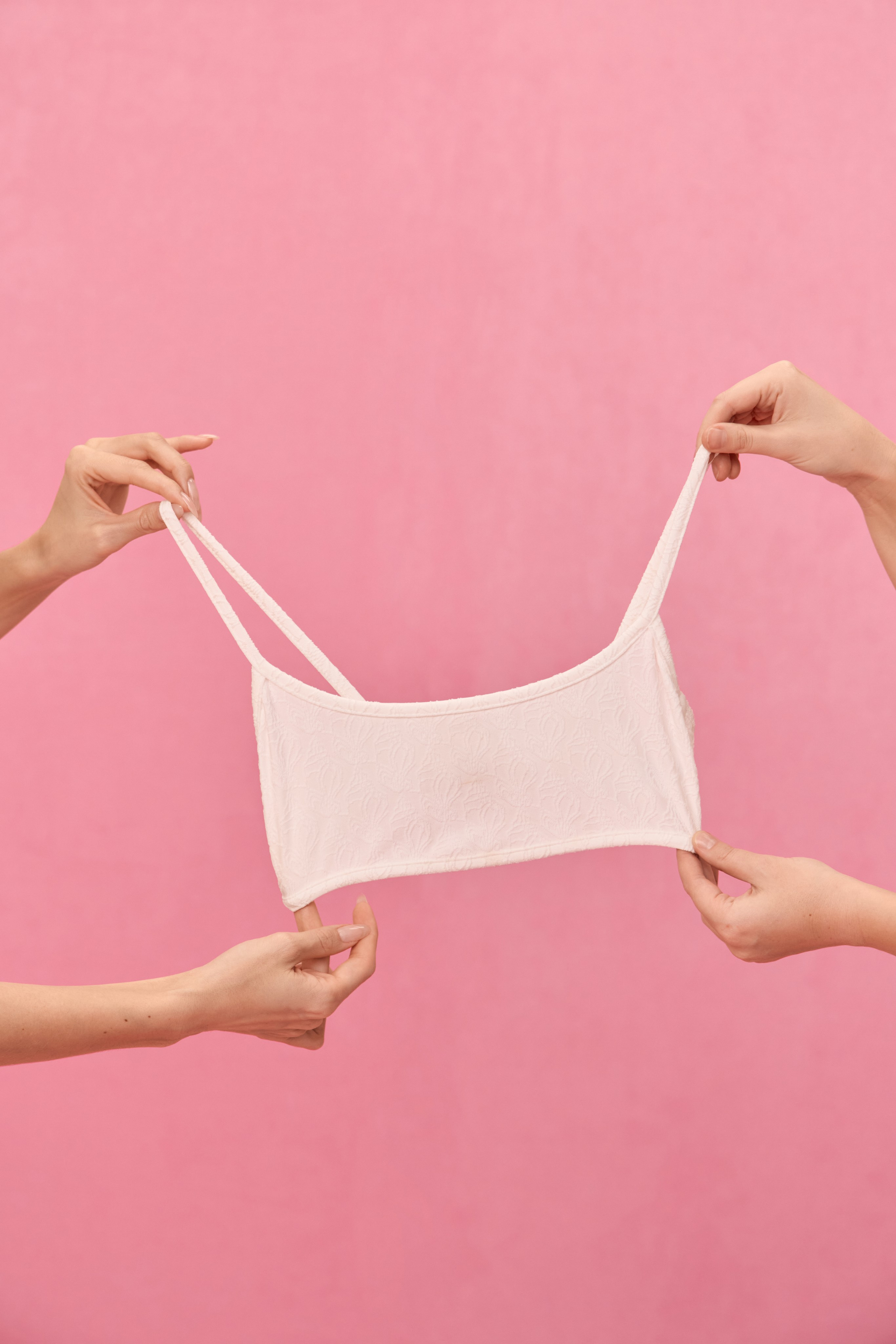 EMBODY. Ретушер для брендов одежды в Москве Струцкая Кристина