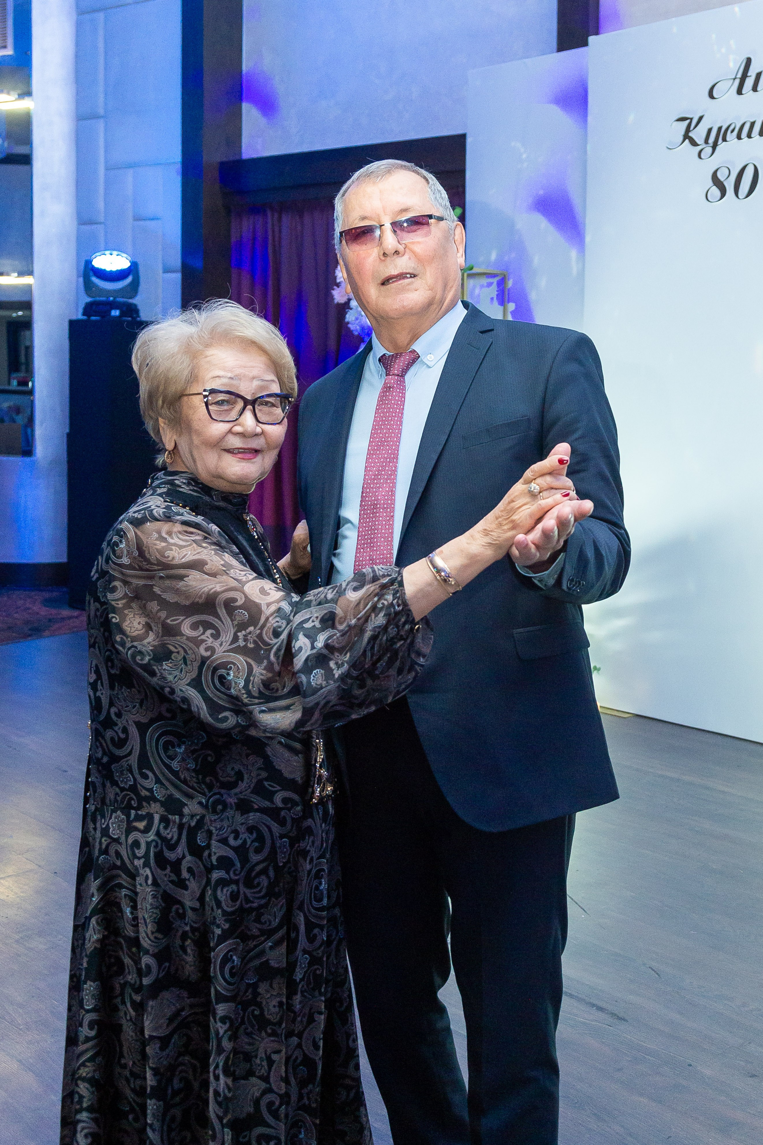 Айша Юбилей 80 лет. Свадебный фотограф в Алматы Айгерим Верба